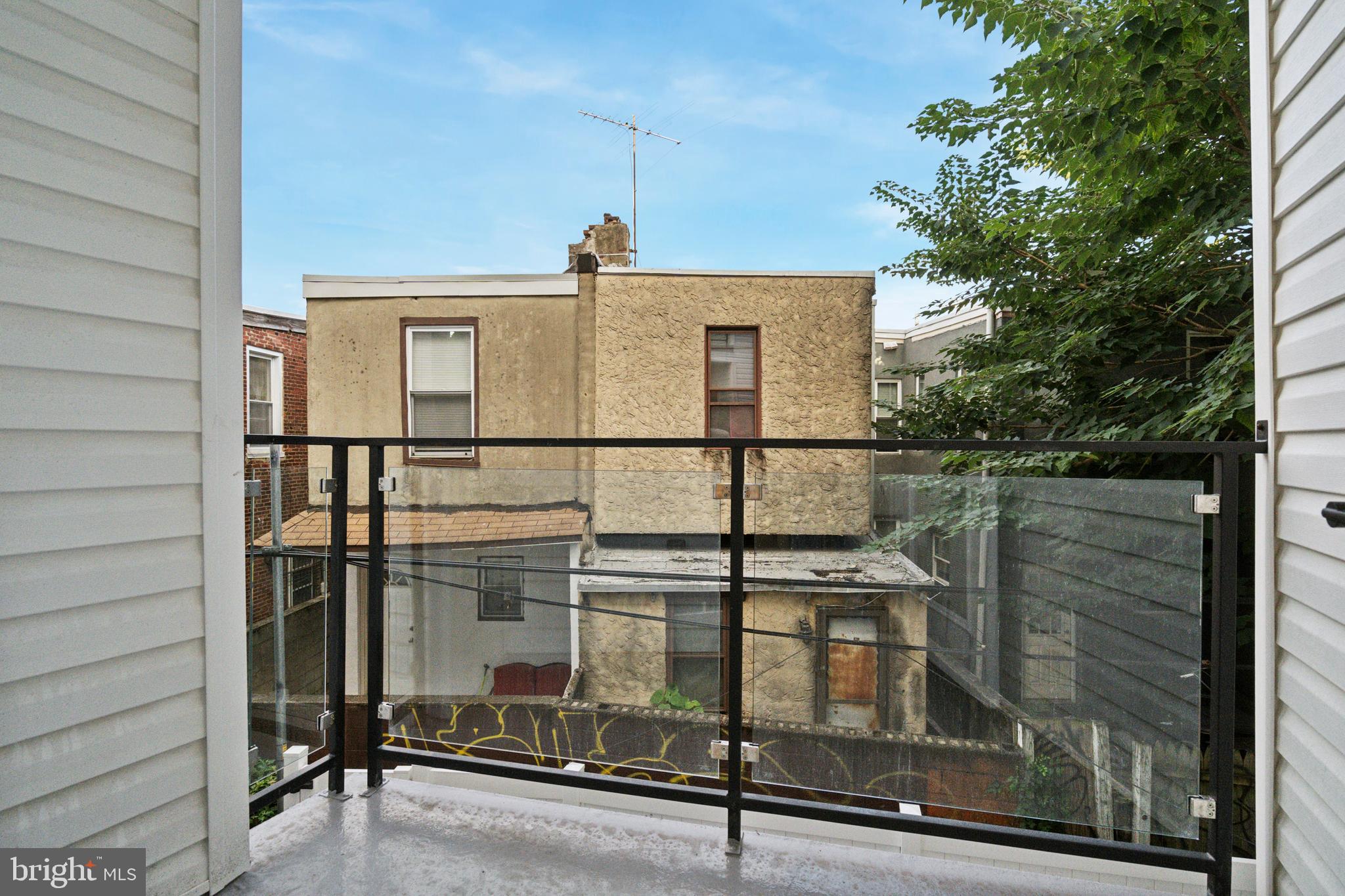 POINT BREEZE - Residential Lease