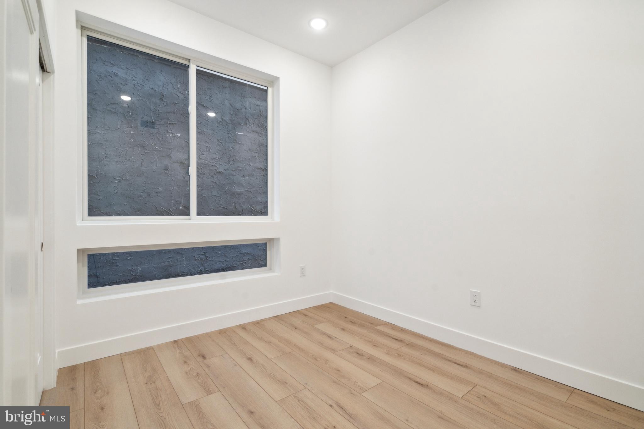 POINT BREEZE - Residential Lease