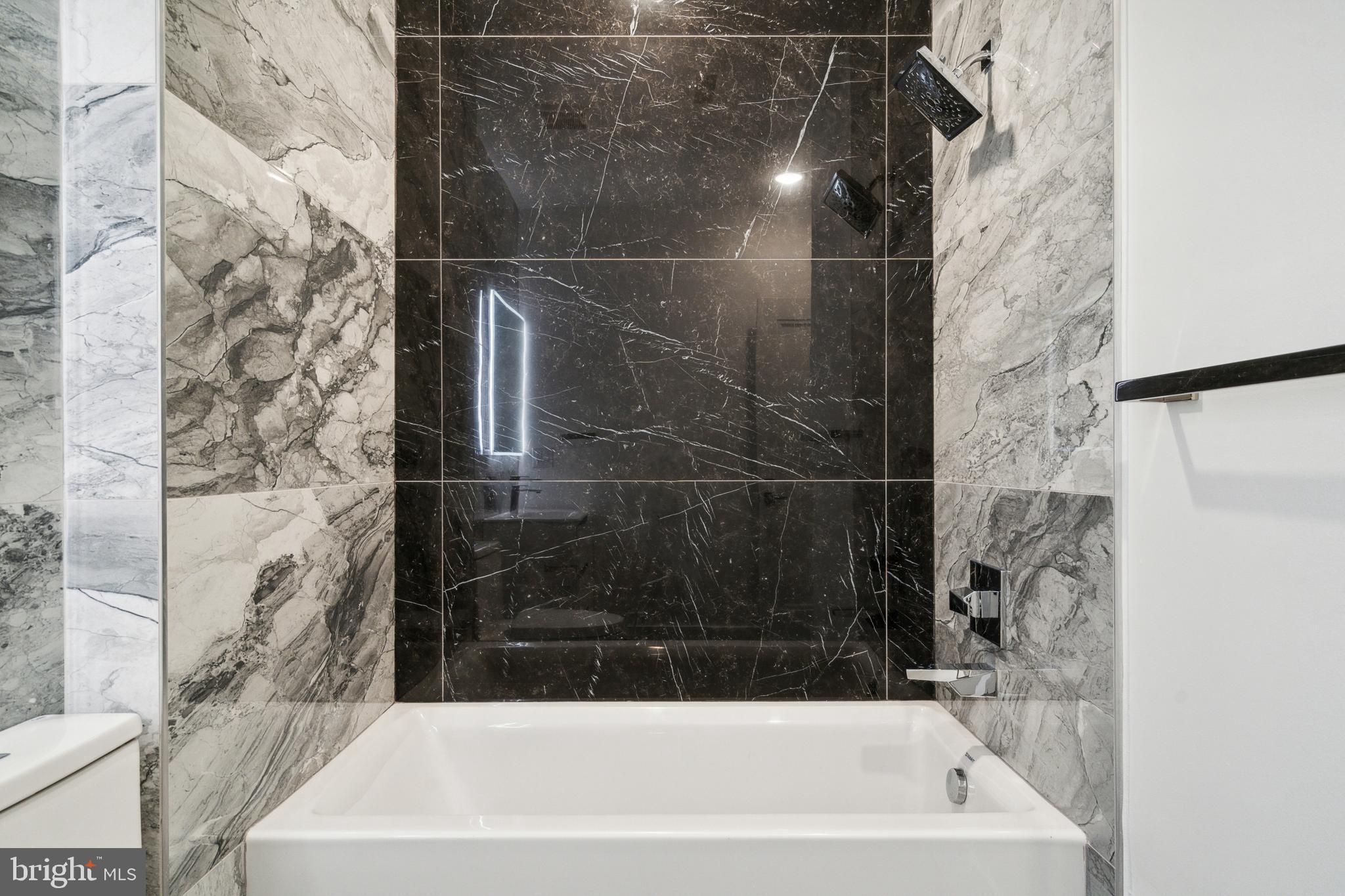 POINT BREEZE - Residential Lease