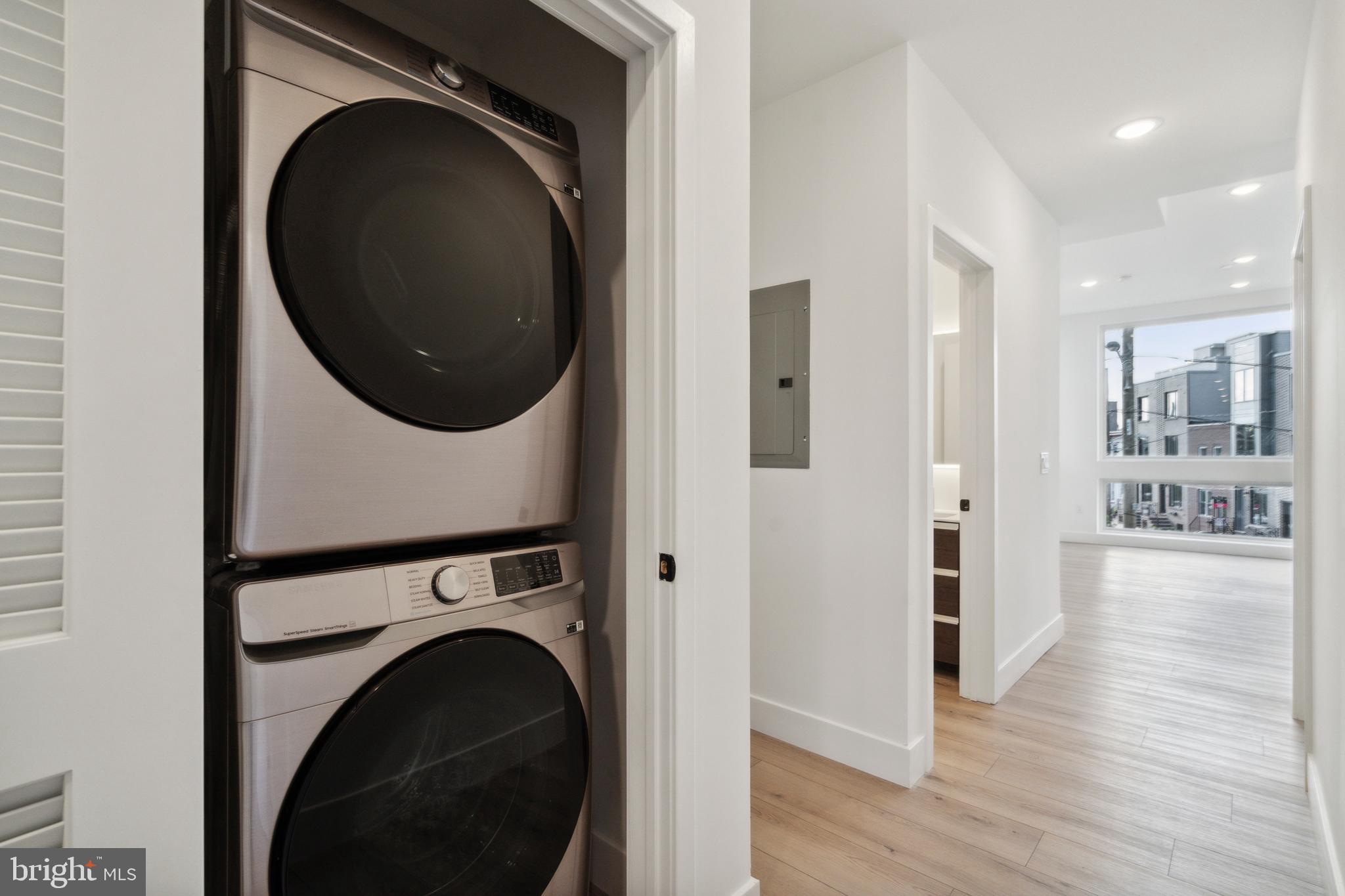 POINT BREEZE - Residential Lease