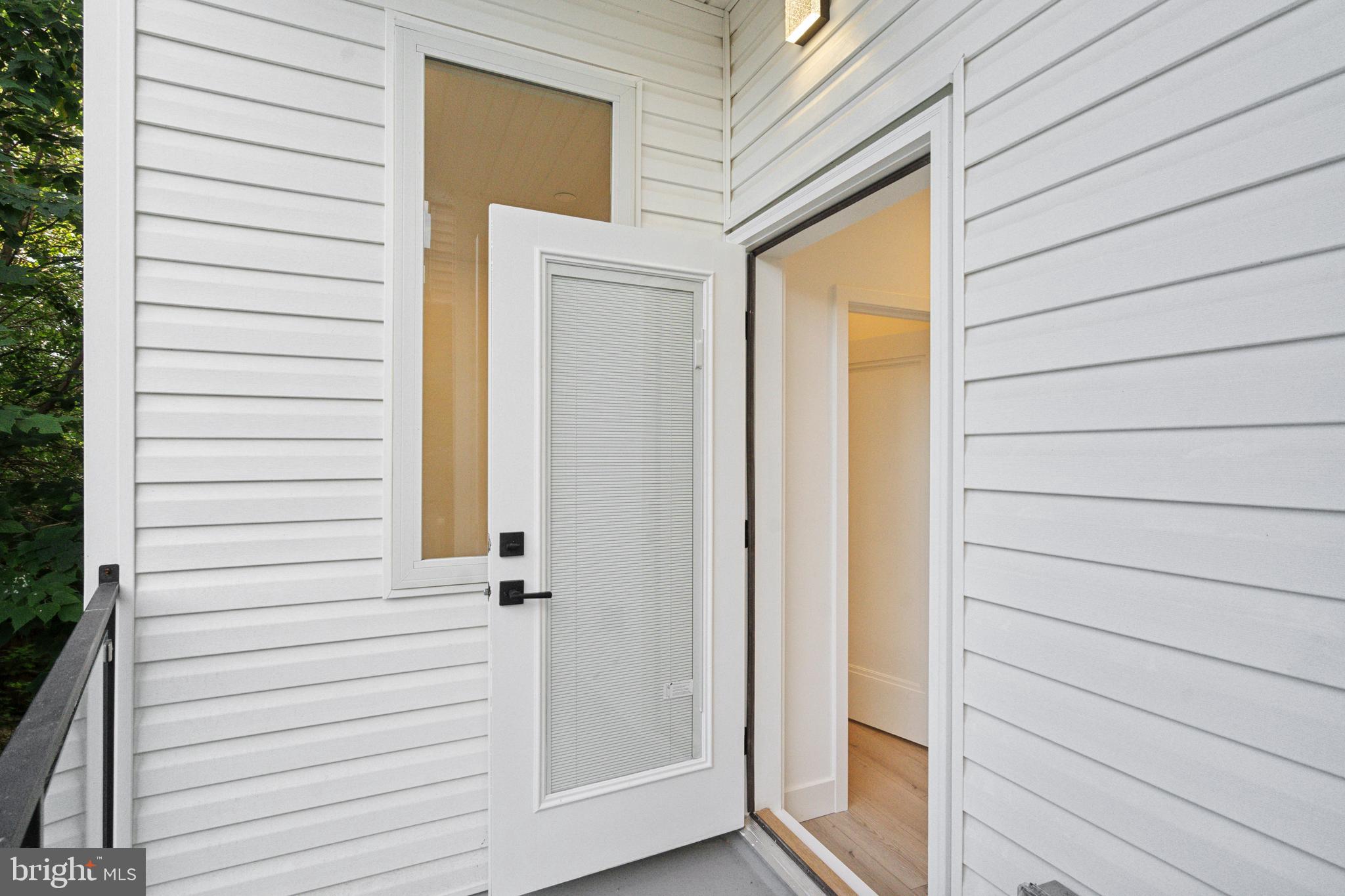 POINT BREEZE - Residential Lease