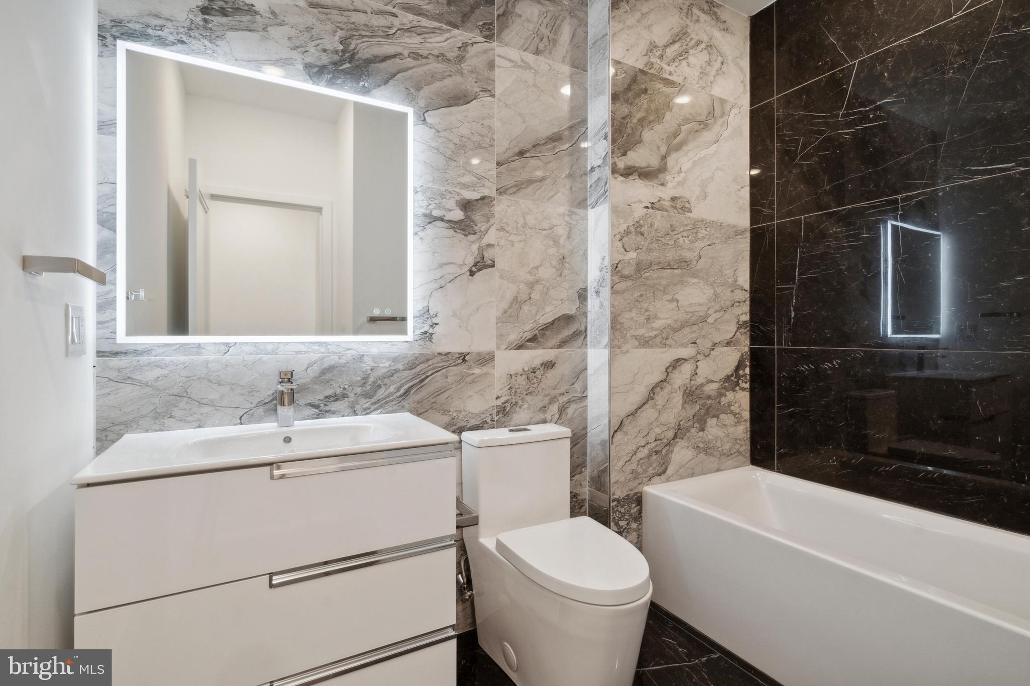 POINT BREEZE - Residential Lease