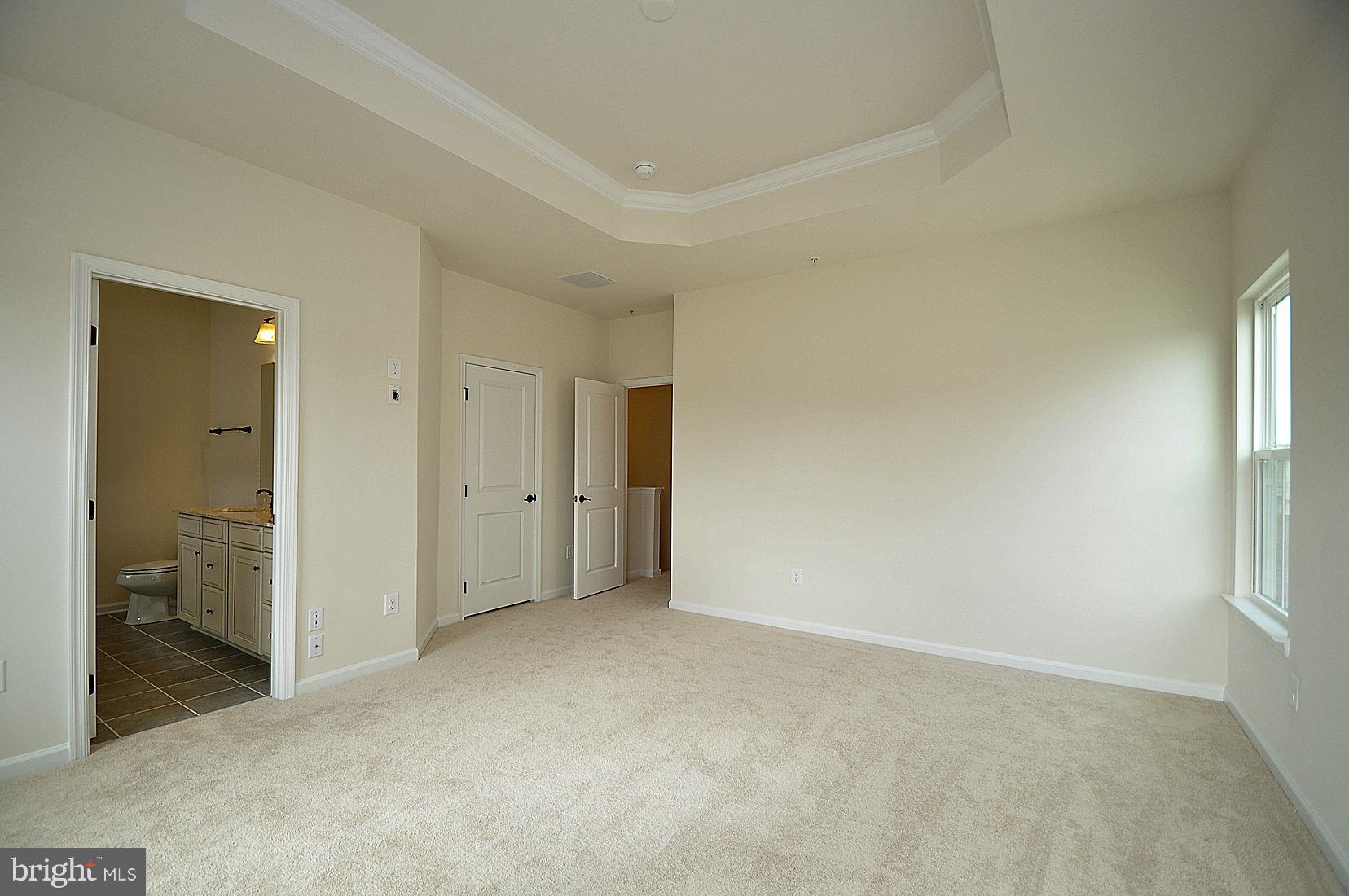 CREEKSIDE VILLAGE AT TANYARD SPRINGS - Residential Lease