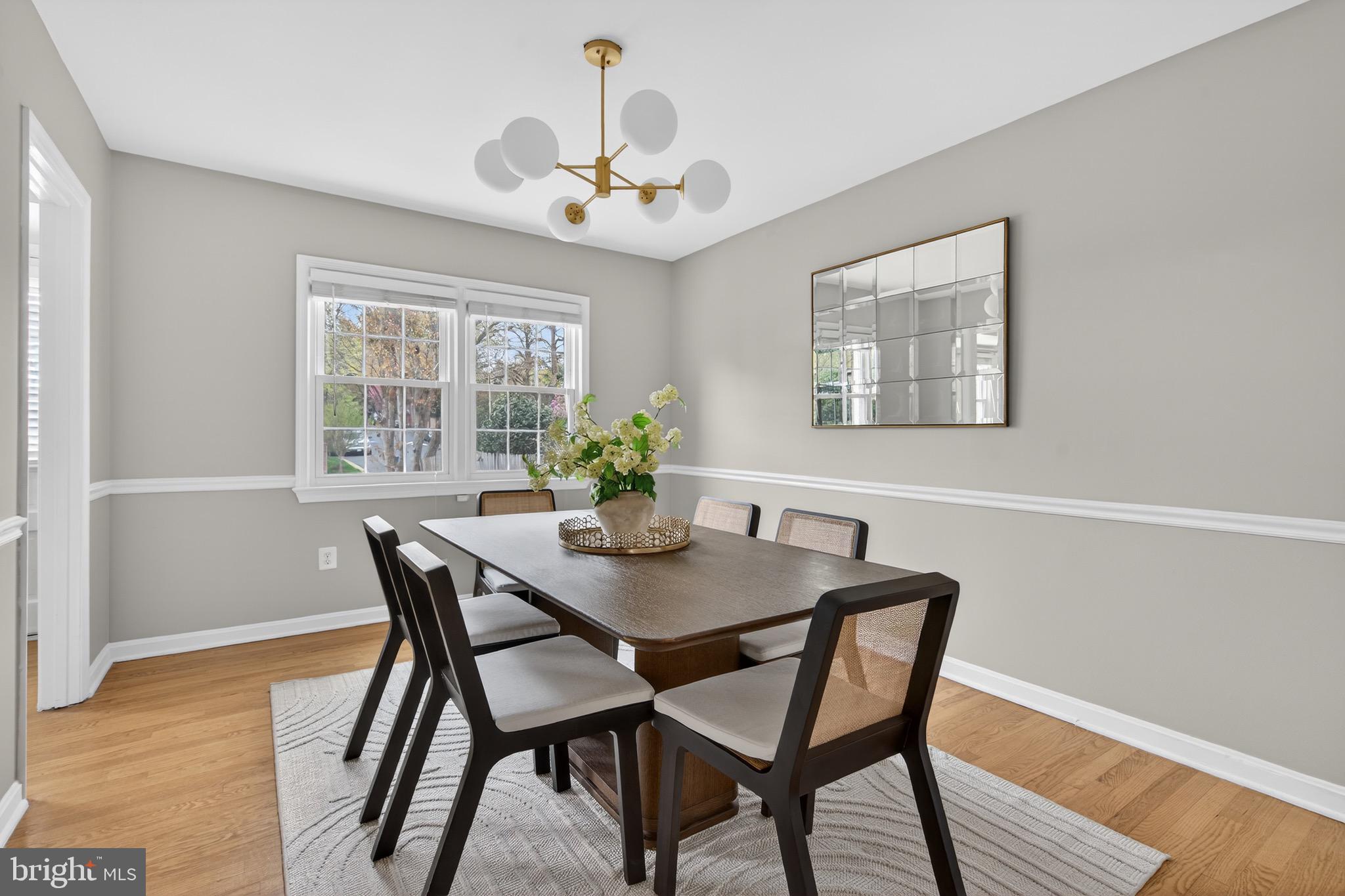 KINGS MANOR TOWNE HOUSES - Residential