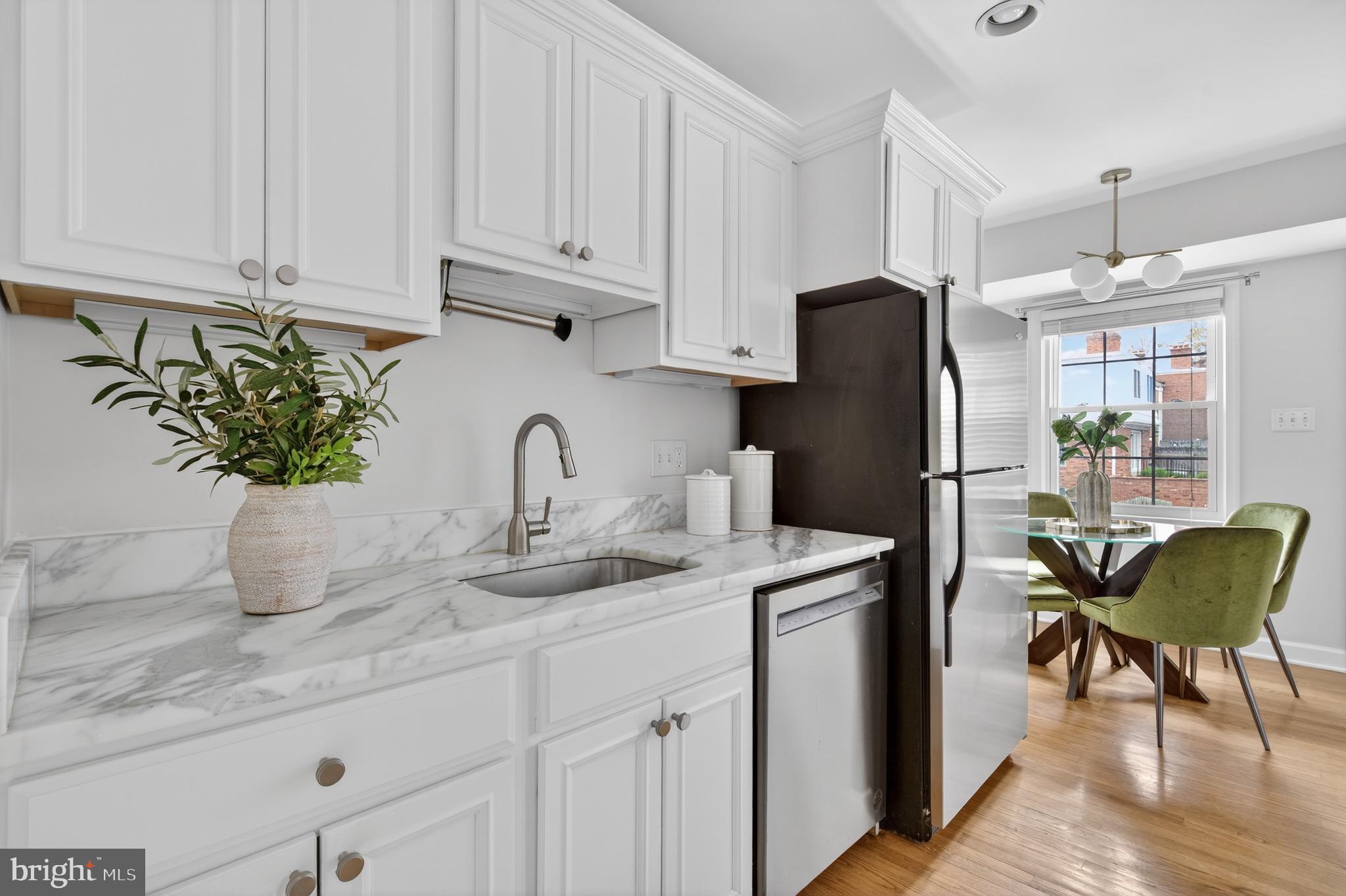 6805 MARKET SQUARE DRIVE