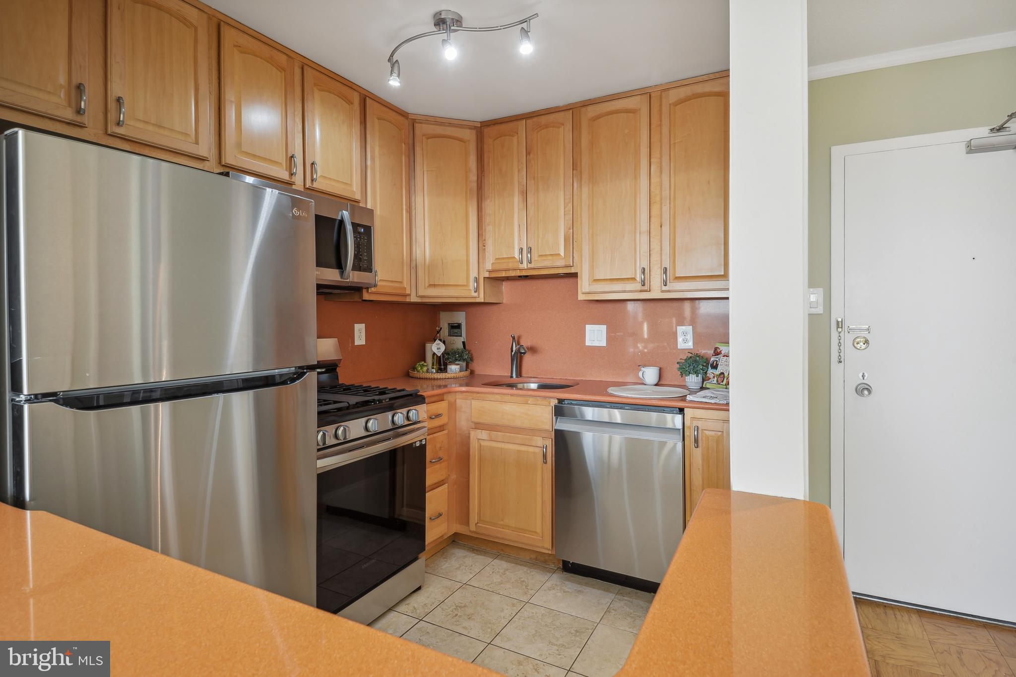 WILLOUGHBY OF CHEVY CHASE - Residential