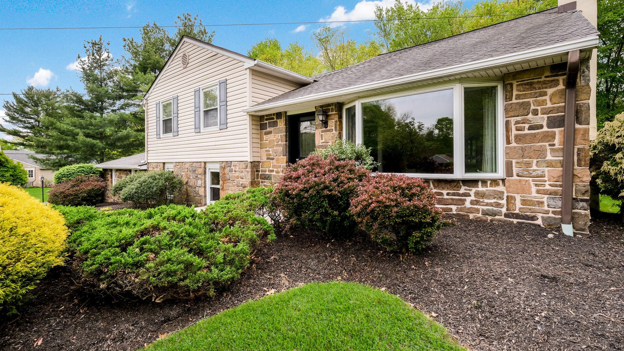 WOODED POND - Residential