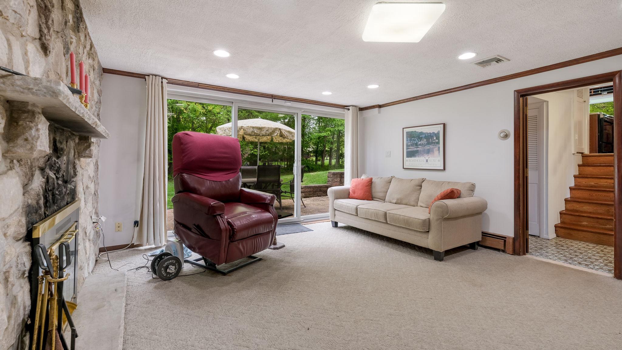 WOODED POND - Residential