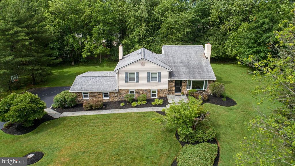 Photo of 816 Warren Road, AMBLER, PA 19002 (MLS # PAMC2175756)