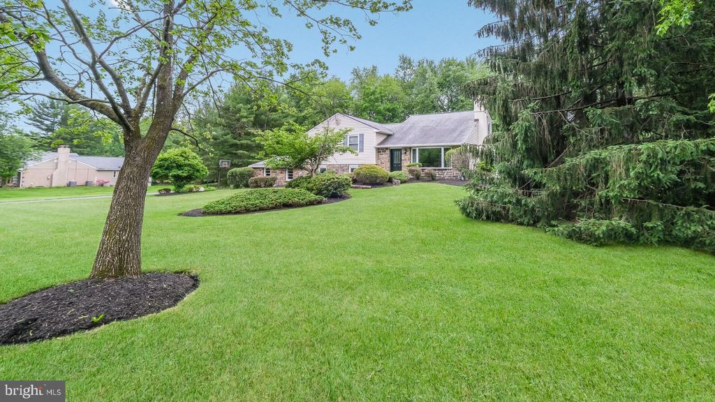 Photo of 816 Warren Road, AMBLER, PA 19002 (MLS # PAMC2175756)