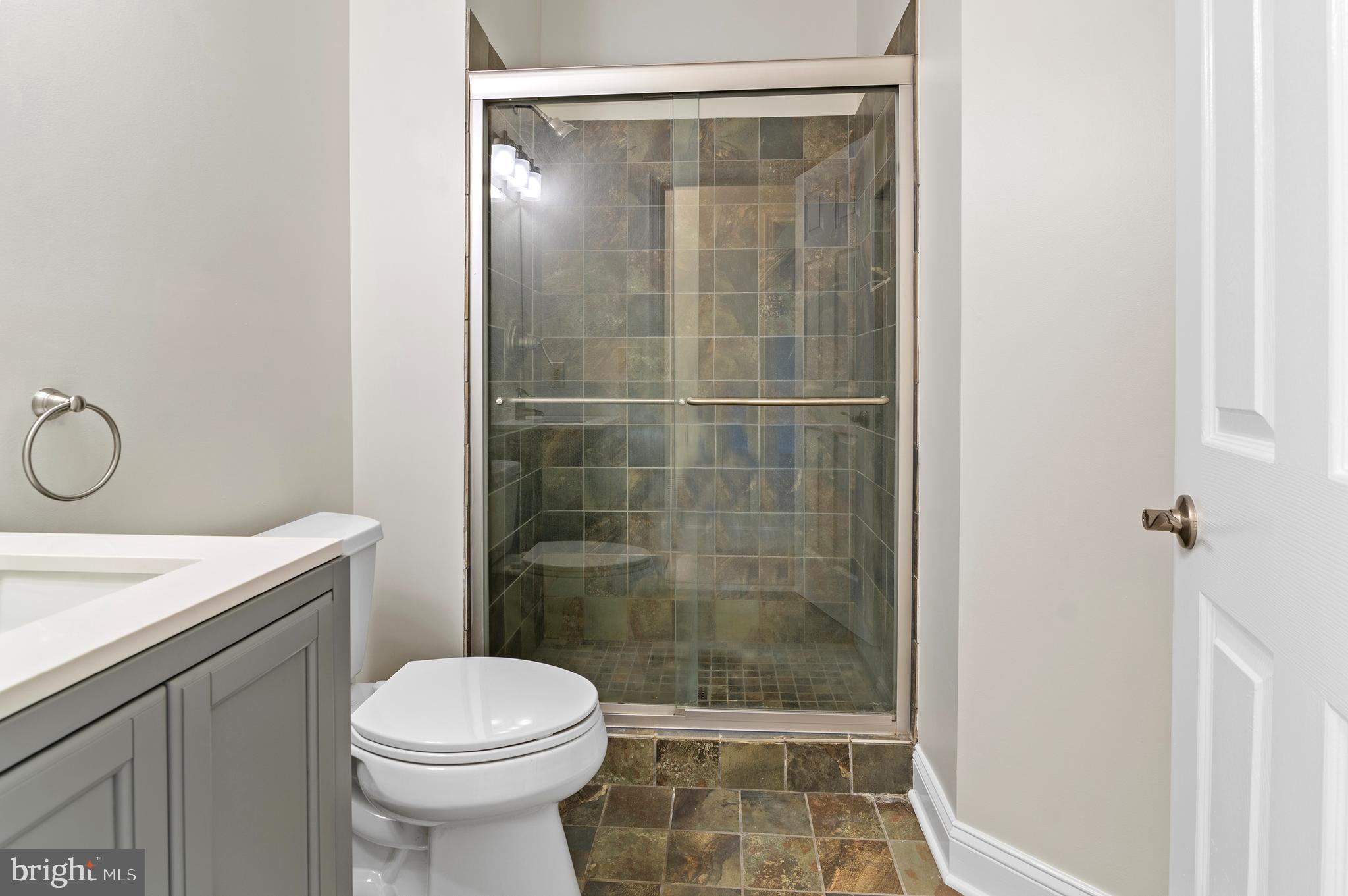 FAIRWAYS BAY HILLS CONDOMINIUMS - Residential