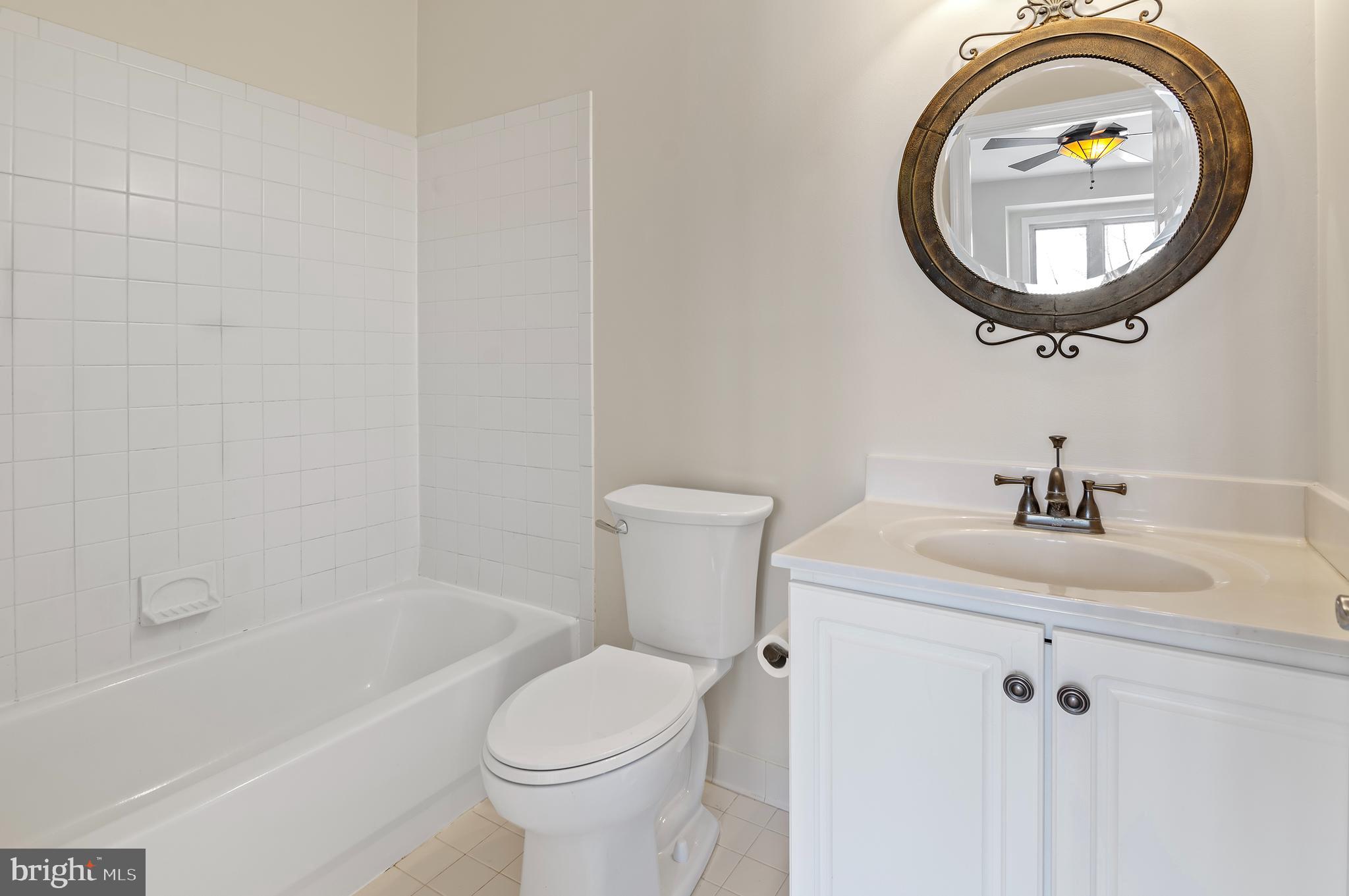 FAIRWAYS BAY HILLS CONDOMINIUMS - Residential