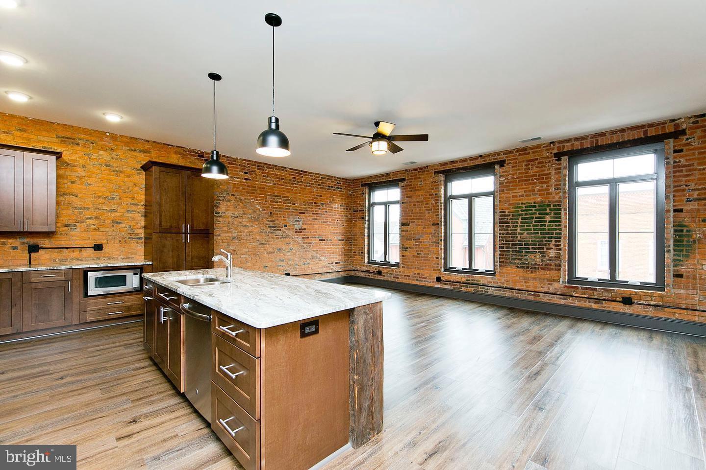 WINCHESTER HISTORIC DISTRICT - Residential Lease