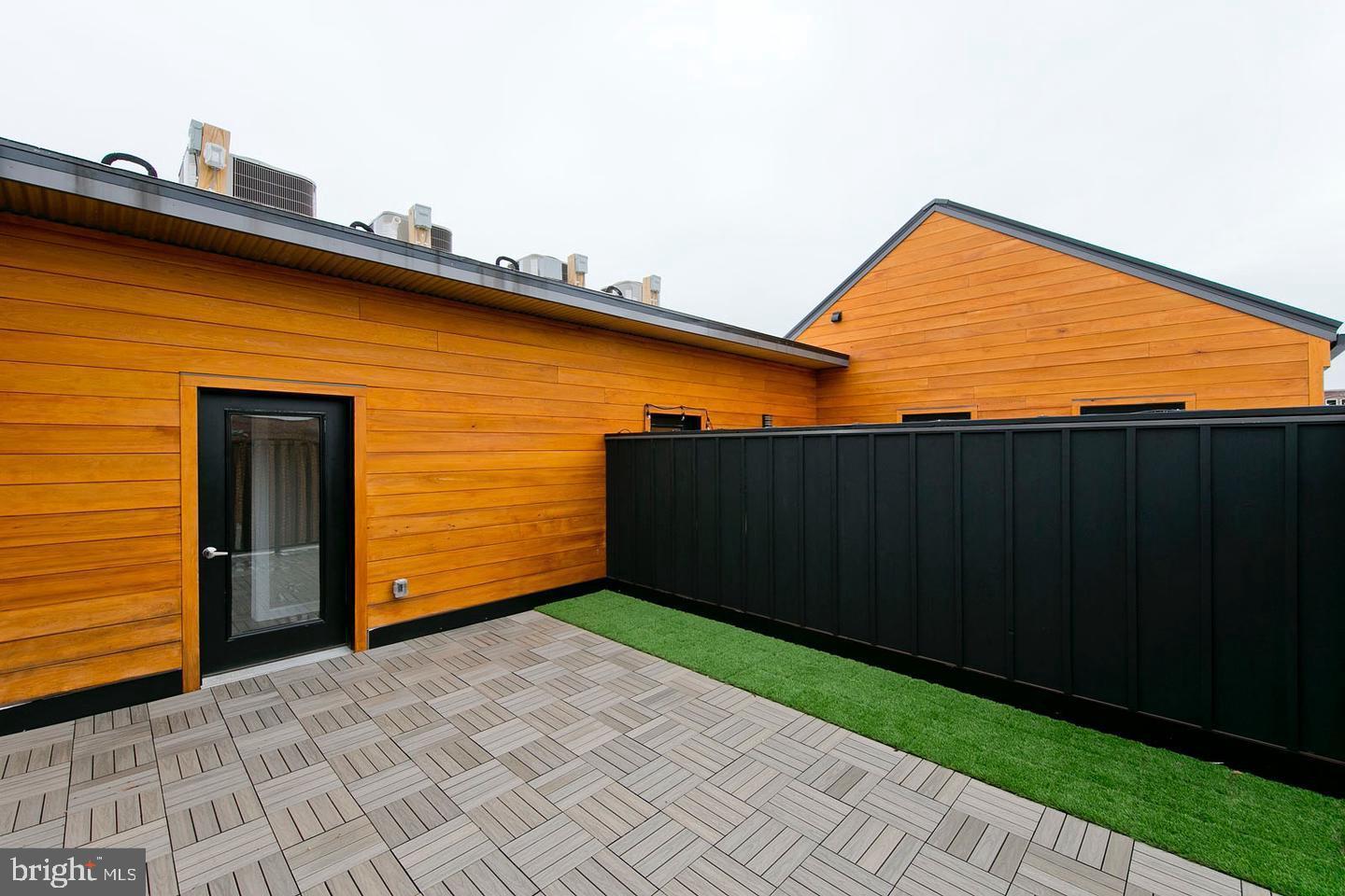 WINCHESTER HISTORIC DISTRICT - Residential Lease