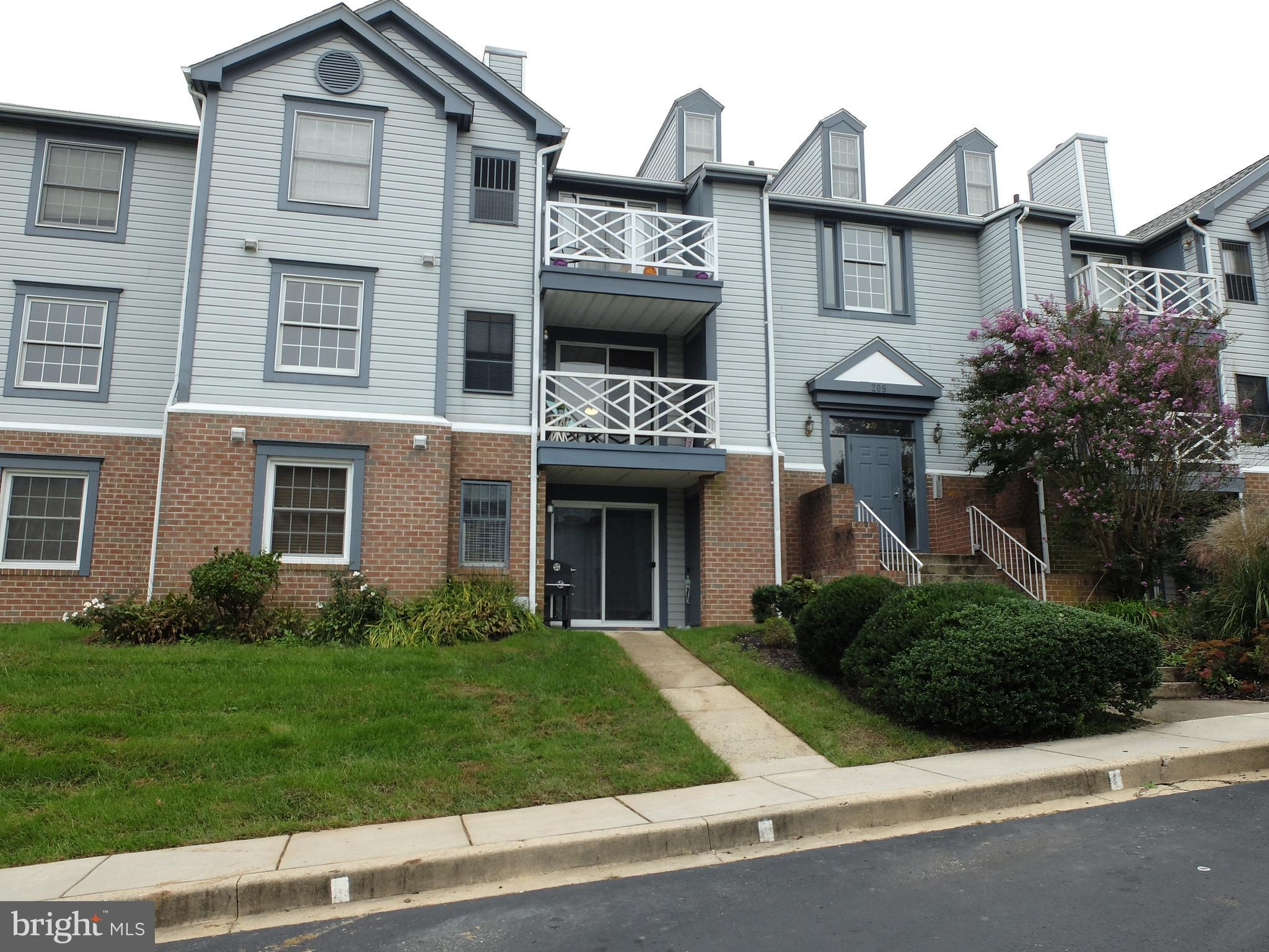 LAUREL WOODS - Residential