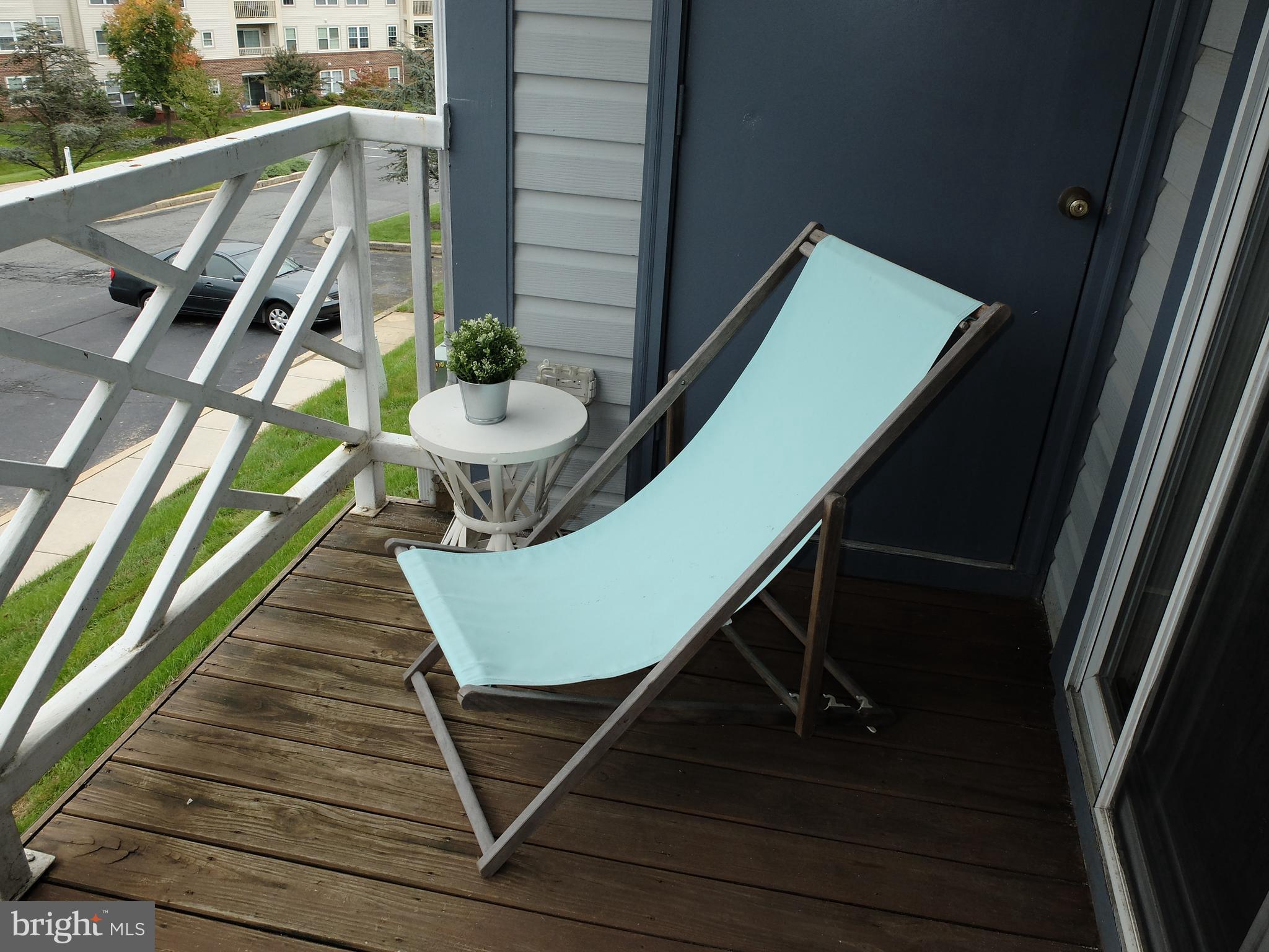 LAUREL WOODS - Residential