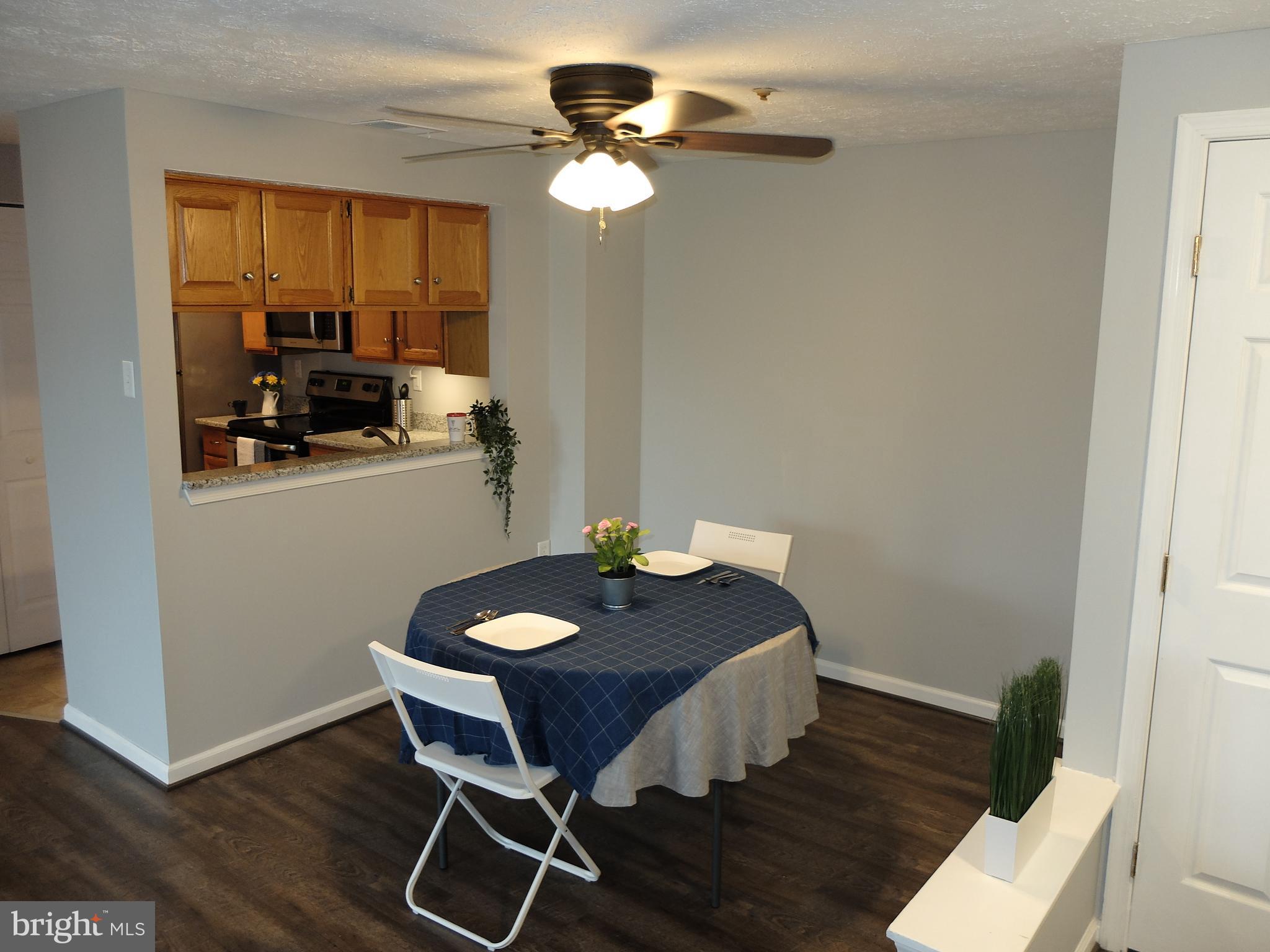 LAUREL WOODS - Residential