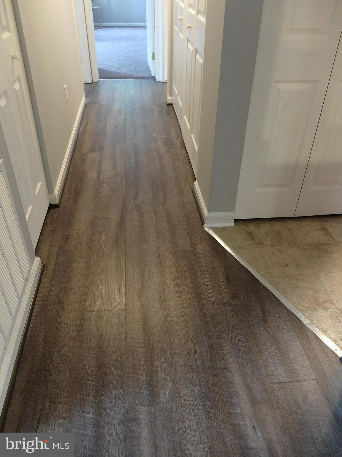 LAUREL WOODS - Residential