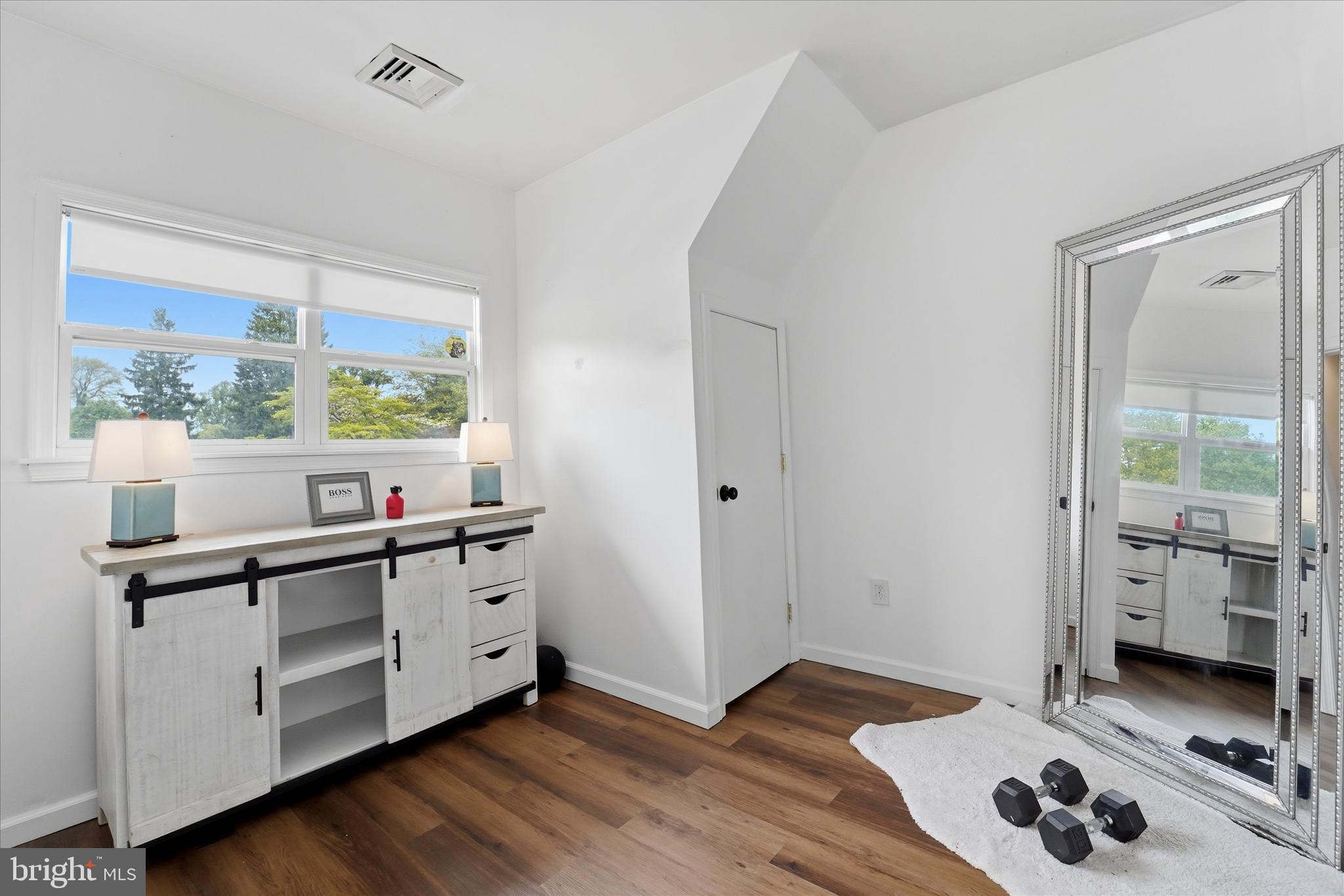 DREXEL HILL - Residential