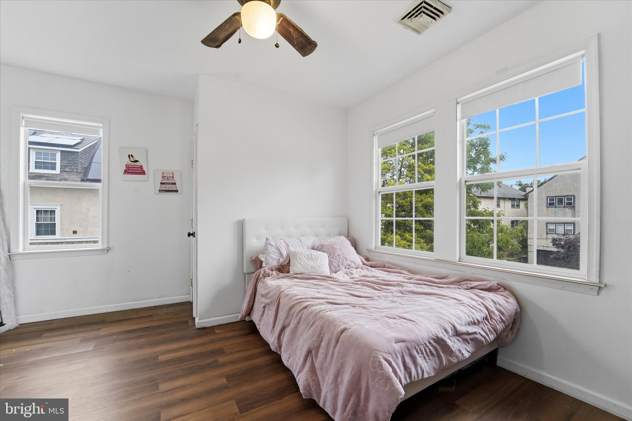 DREXEL HILL - Residential