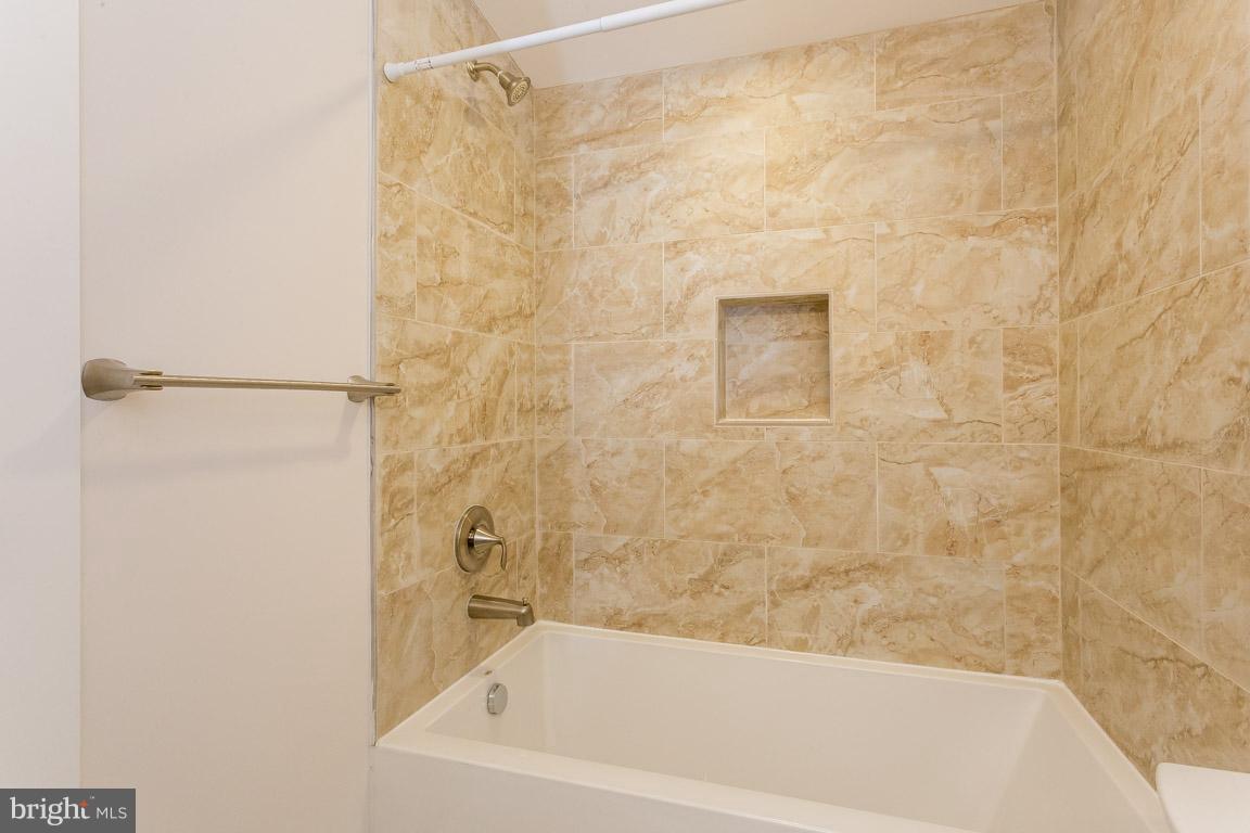 OAKLAWN - Residential