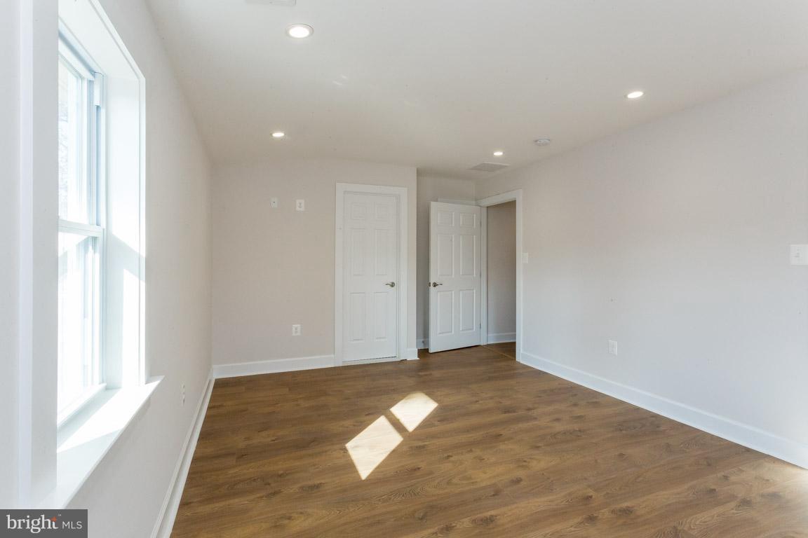 OAKLAWN - Residential