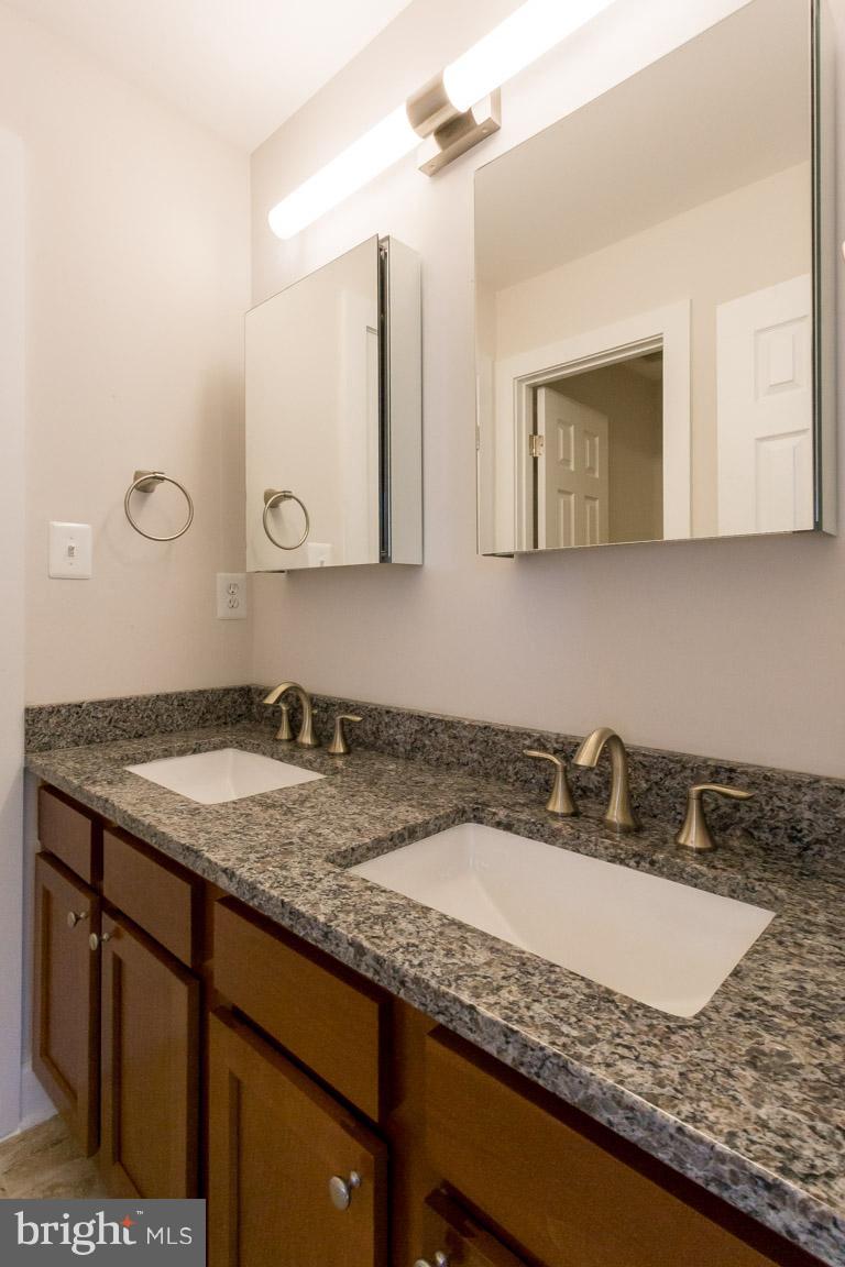 OAKLAWN - Residential