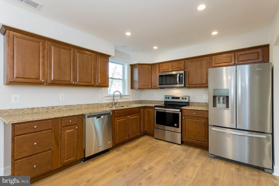 OAKLAWN - Residential