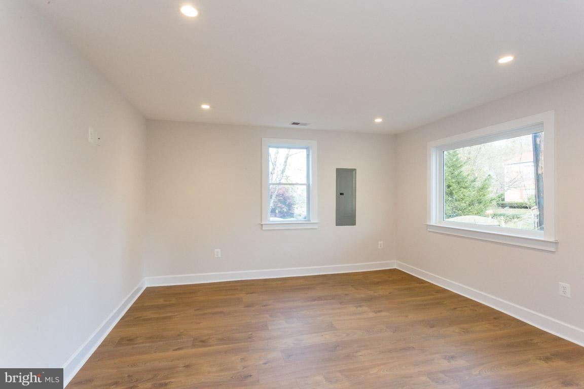 OAKLAWN - Residential