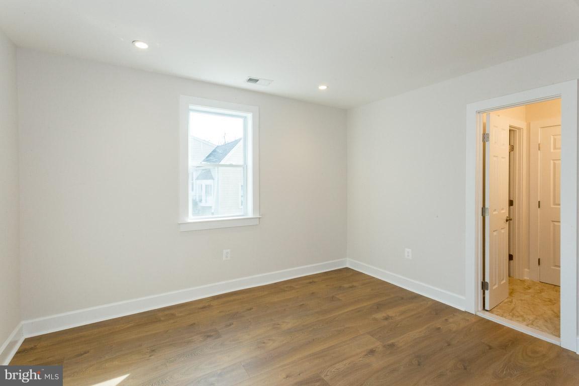 OAKLAWN - Residential