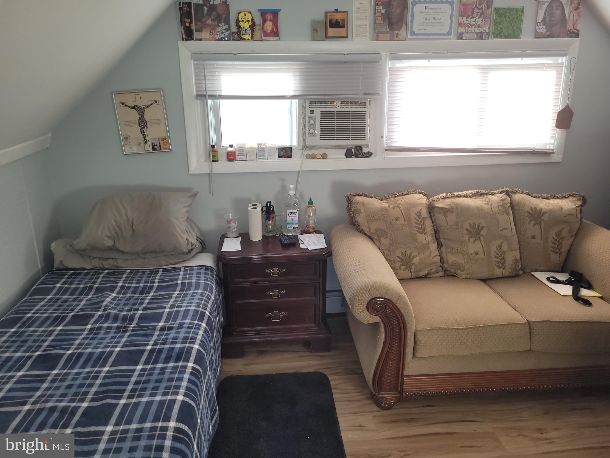 RED CEDAR HILL - Residential