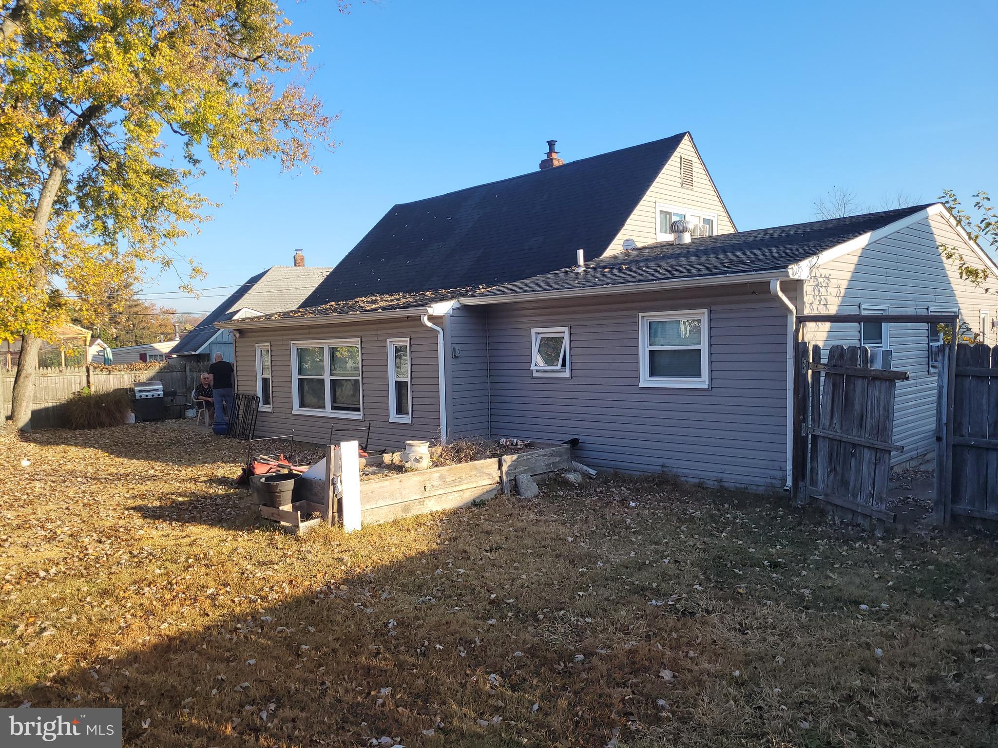 RED CEDAR HILL - Residential