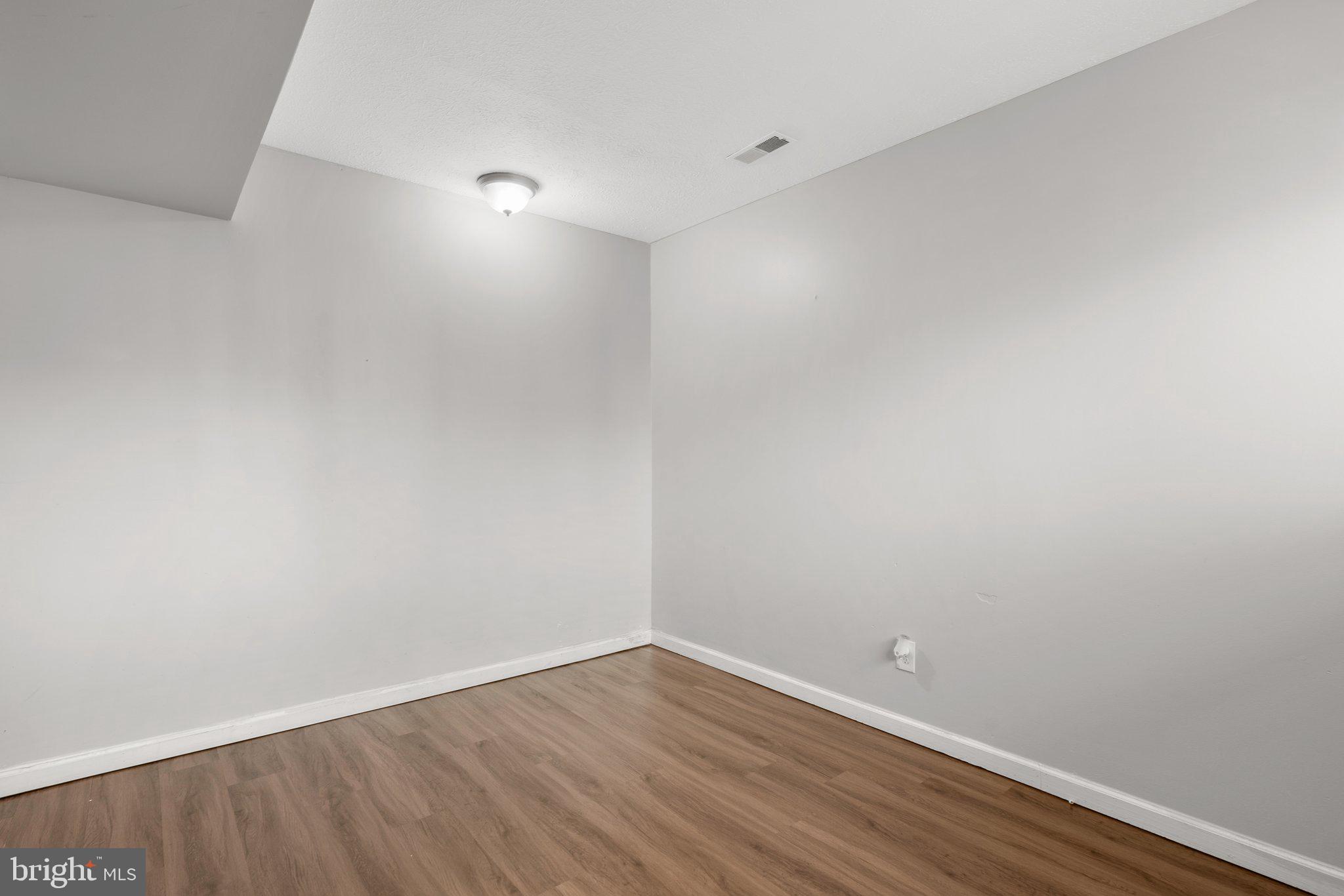 BROOKLYN - Residential