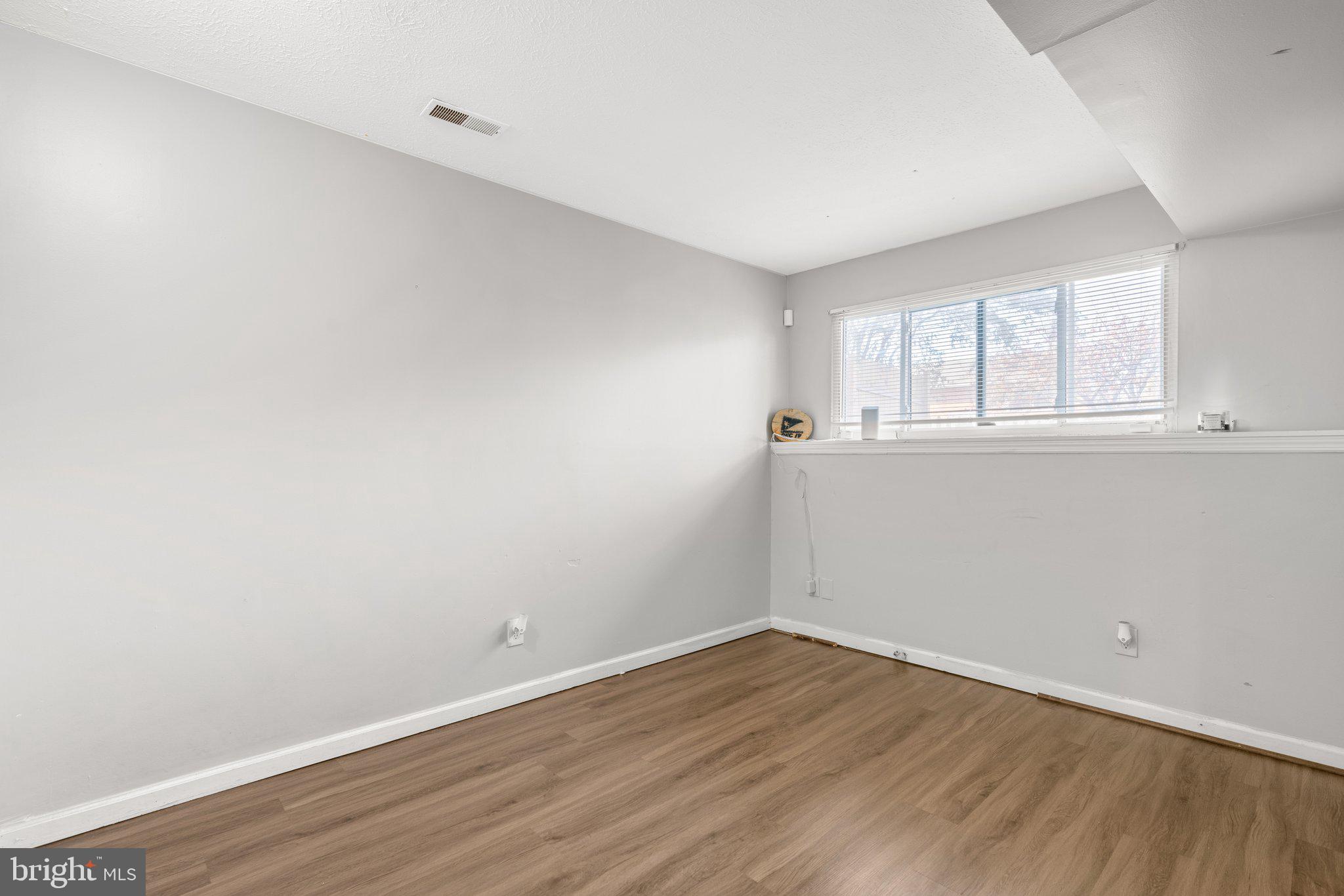 BROOKLYN - Residential