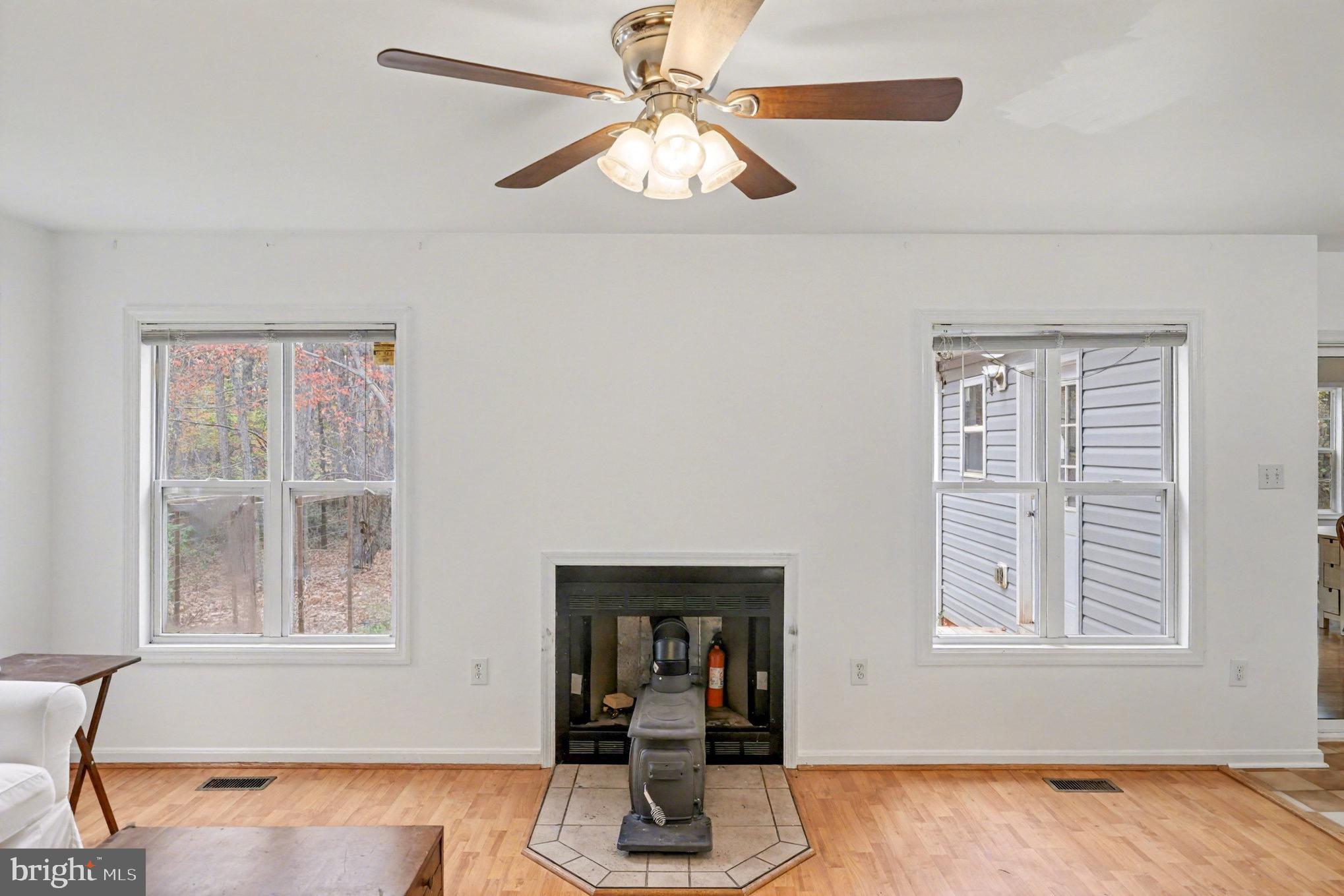 23371 ROCKABILLY LANE