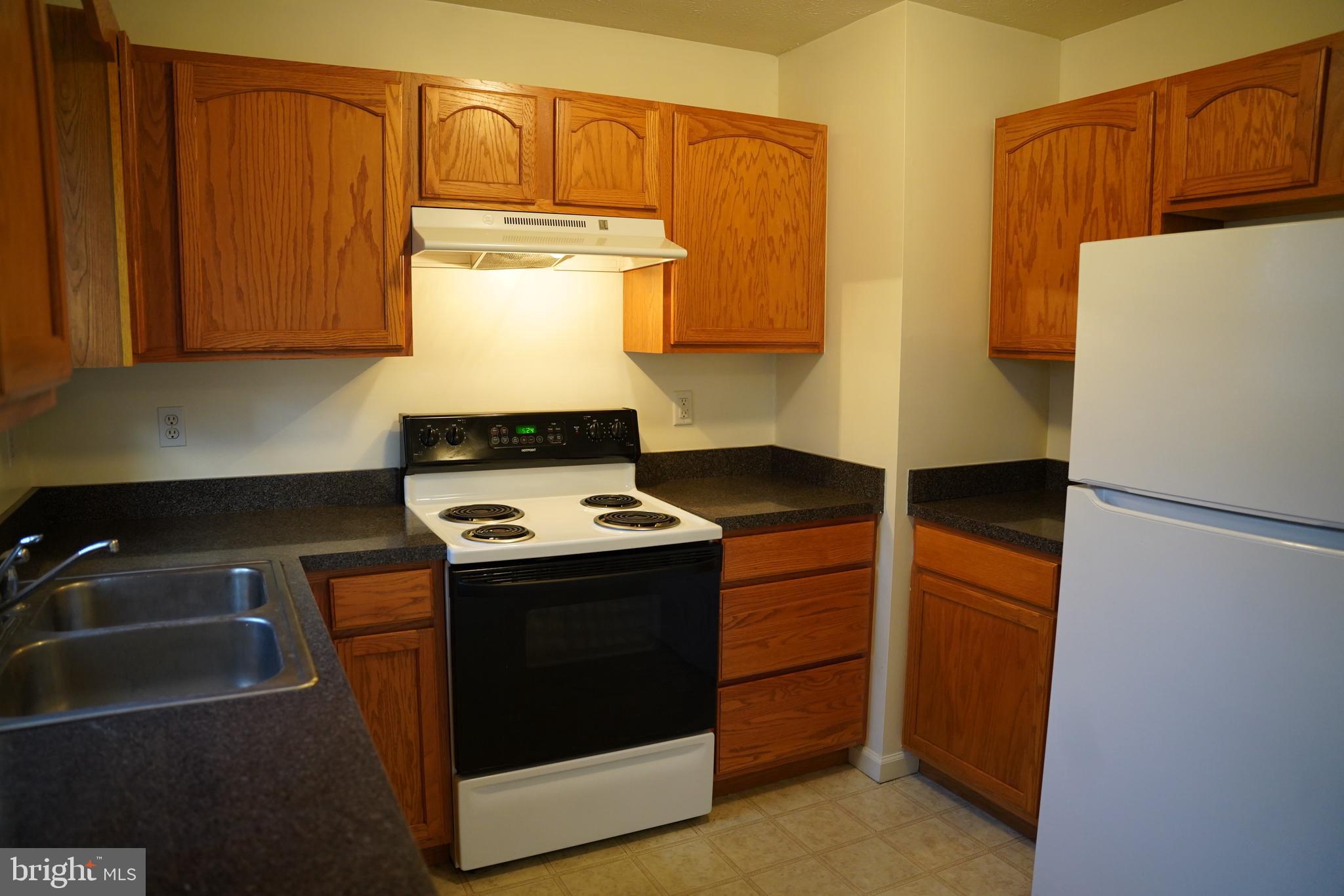 SULPHUR SPRINGS TOWNHOMES - Residential Lease