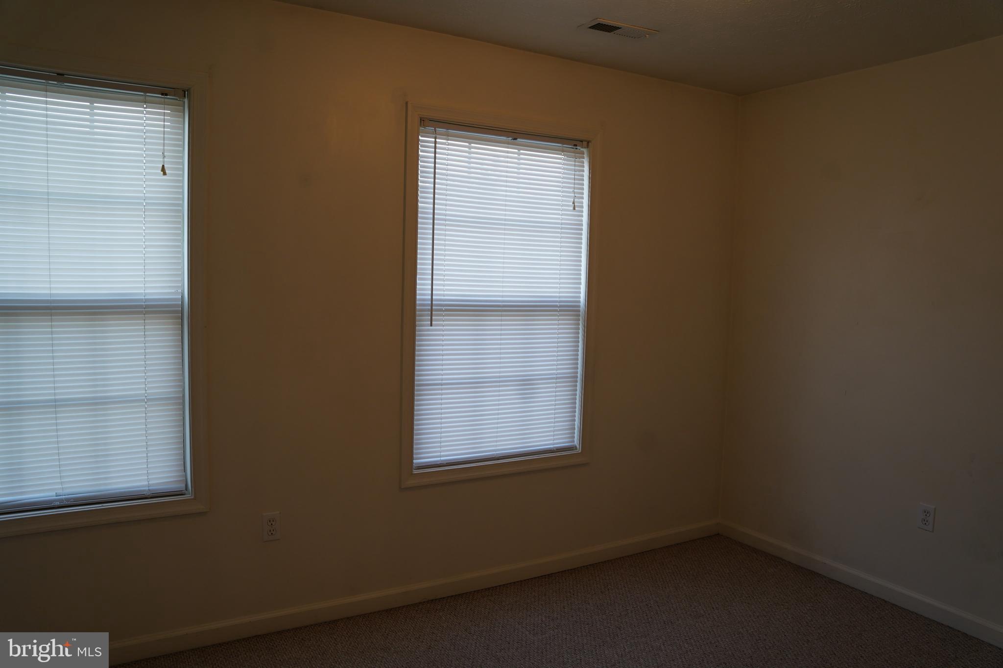 SULPHUR SPRINGS TOWNHOMES - Residential Lease