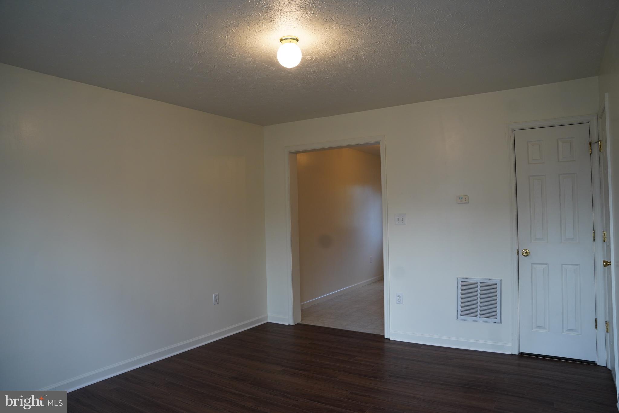 SULPHUR SPRINGS TOWNHOMES - Residential Lease