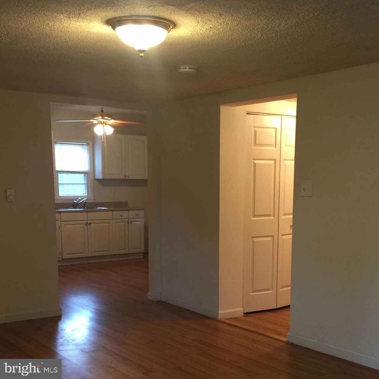 PBE MEADOW VIEW - Residential Lease