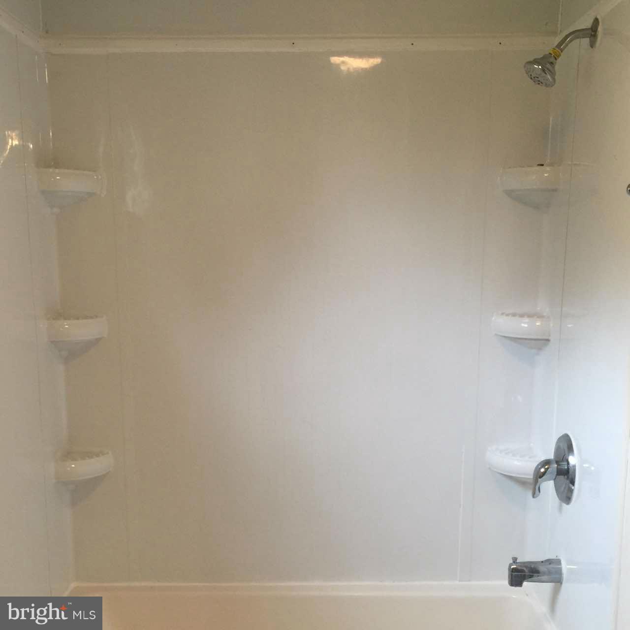 PBE MEADOW VIEW - Residential Lease