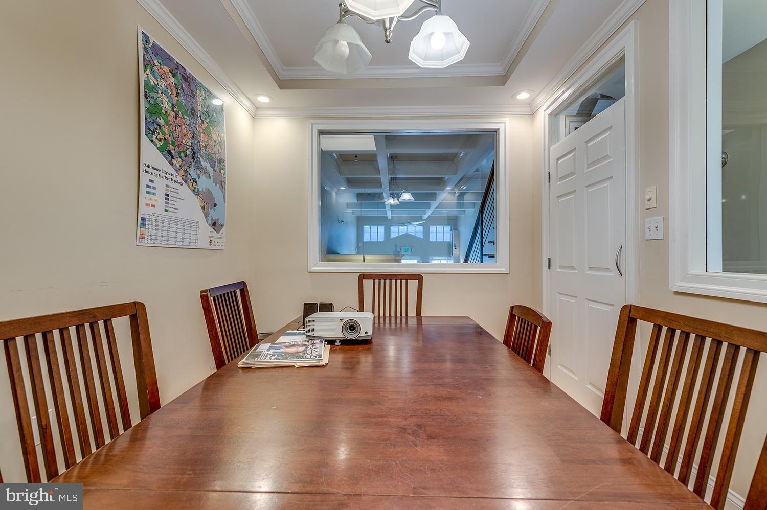 CANTON - Commercial Sale