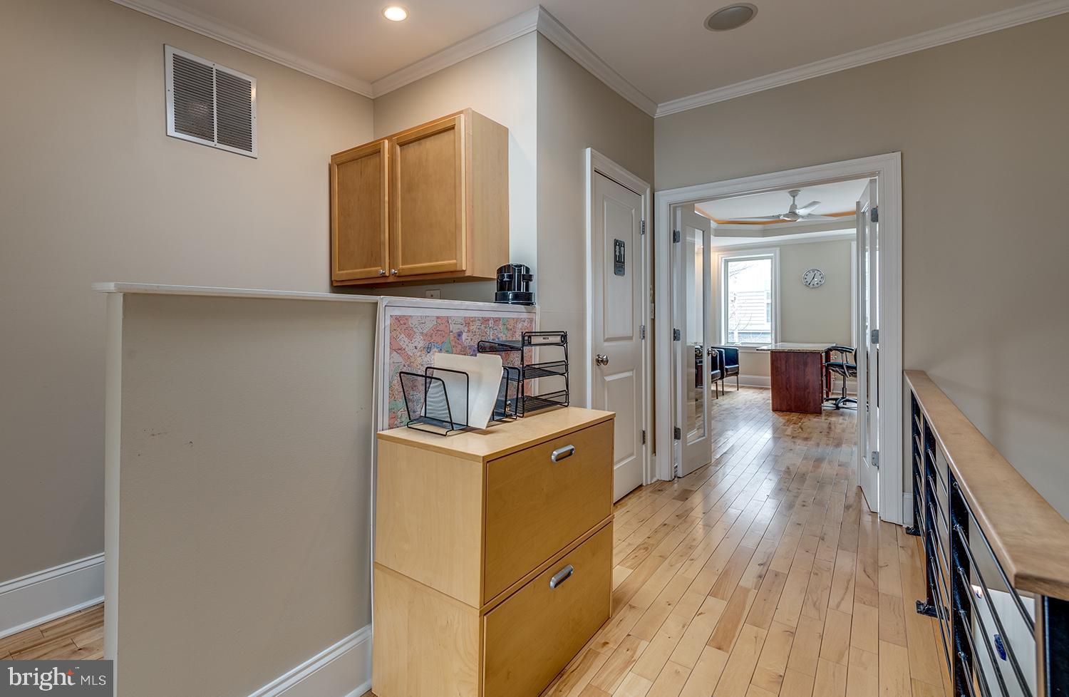 CANTON - Commercial Sale