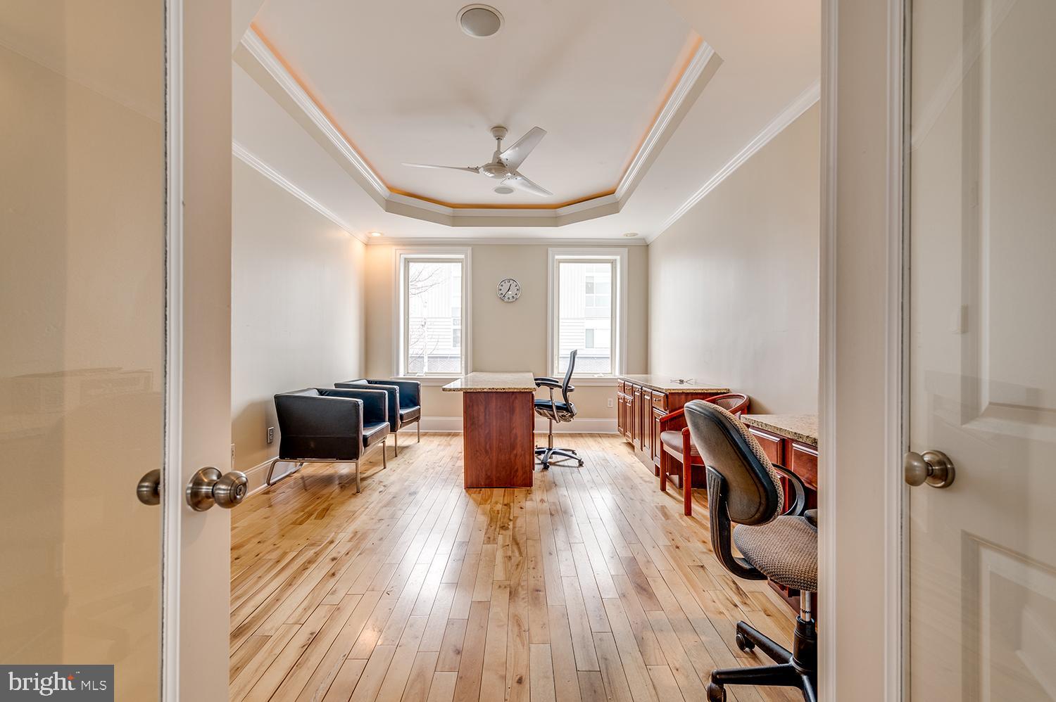 CANTON - Commercial Sale