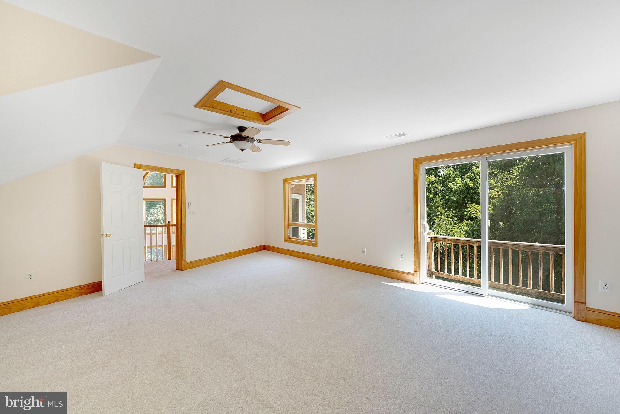 GOOSE CREEK FARMS - Commercial Sale