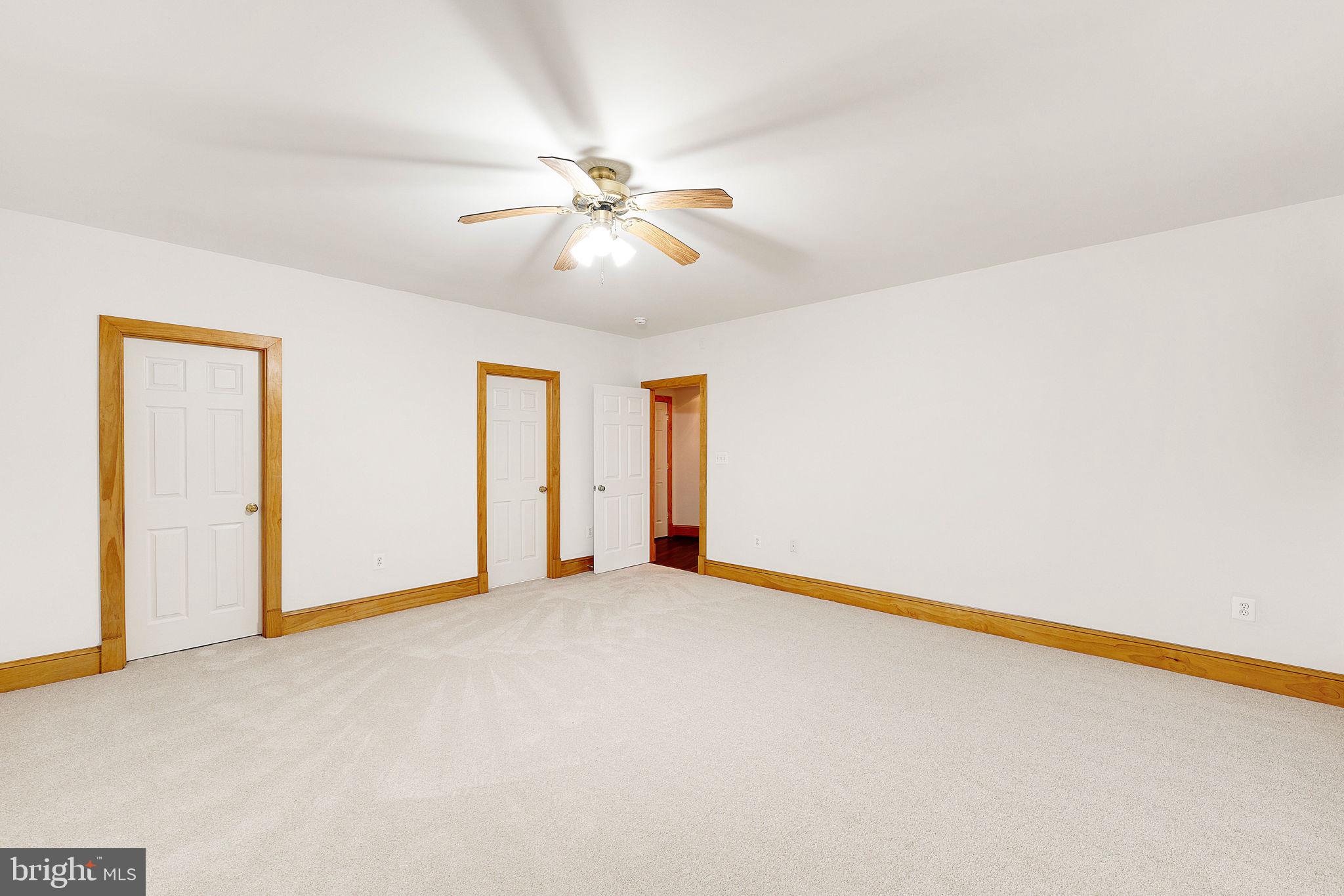 GOOSE CREEK FARMS - Commercial Sale