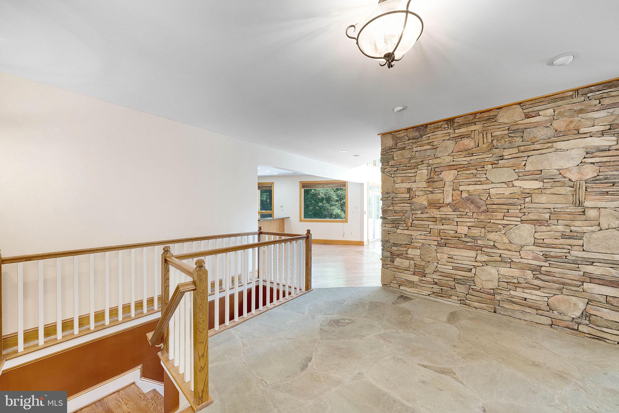 GOOSE CREEK FARMS - Commercial Sale