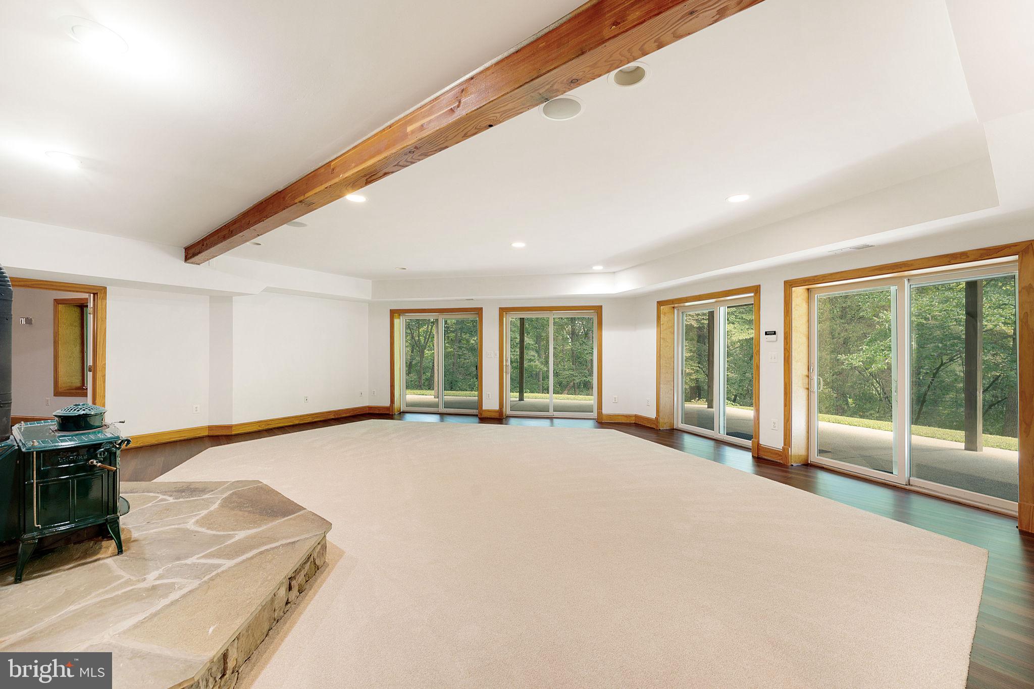 GOOSE CREEK FARMS - Commercial Sale