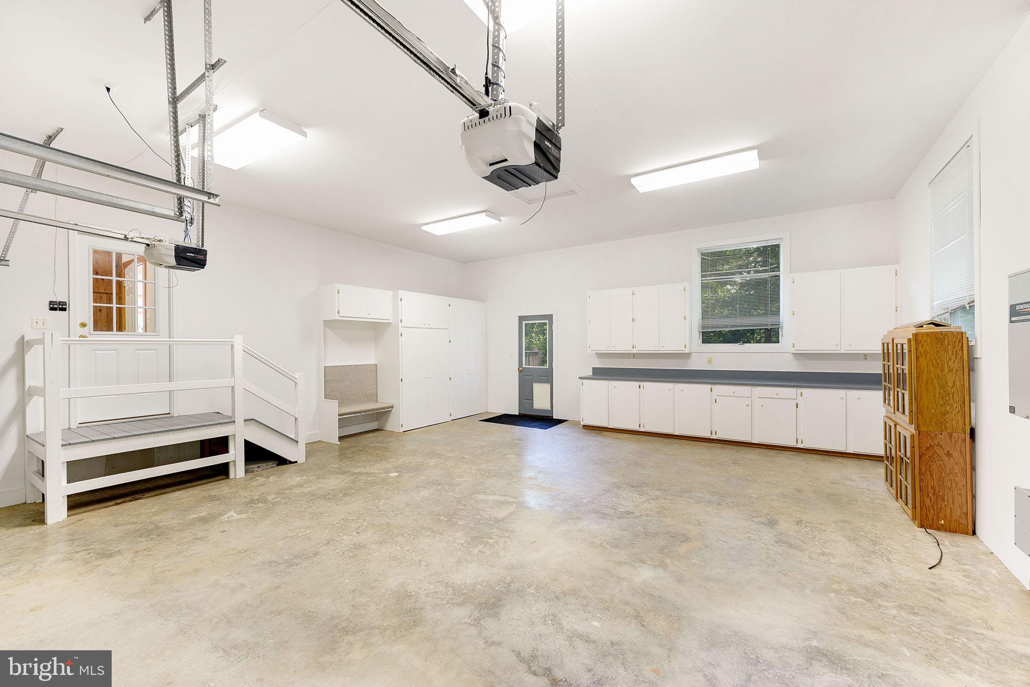 GOOSE CREEK FARMS - Commercial Sale