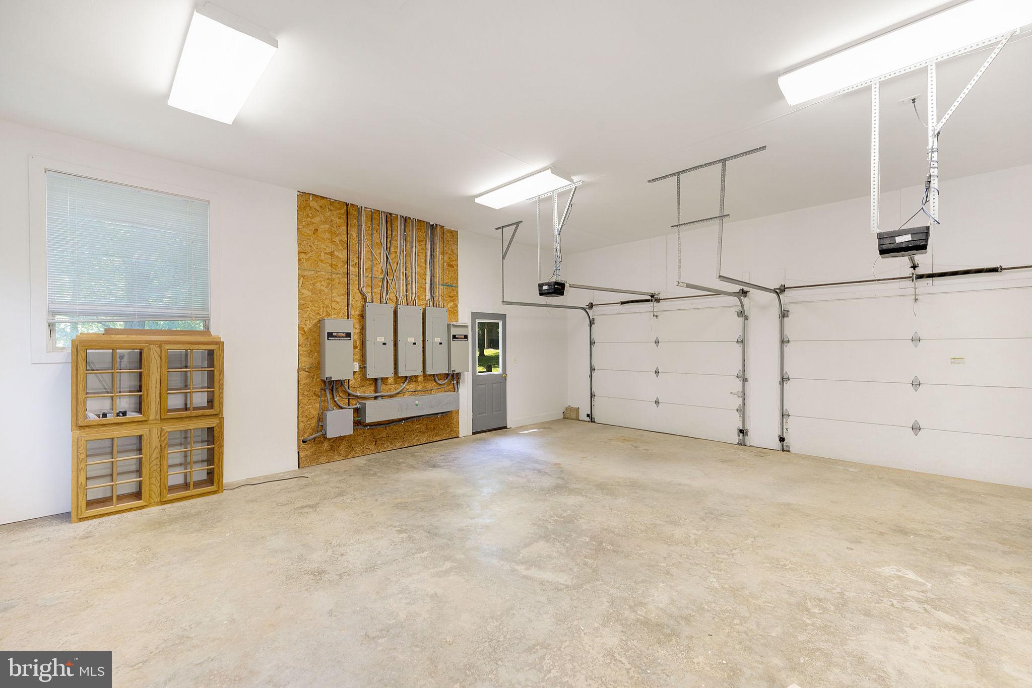 GOOSE CREEK FARMS - Commercial Sale