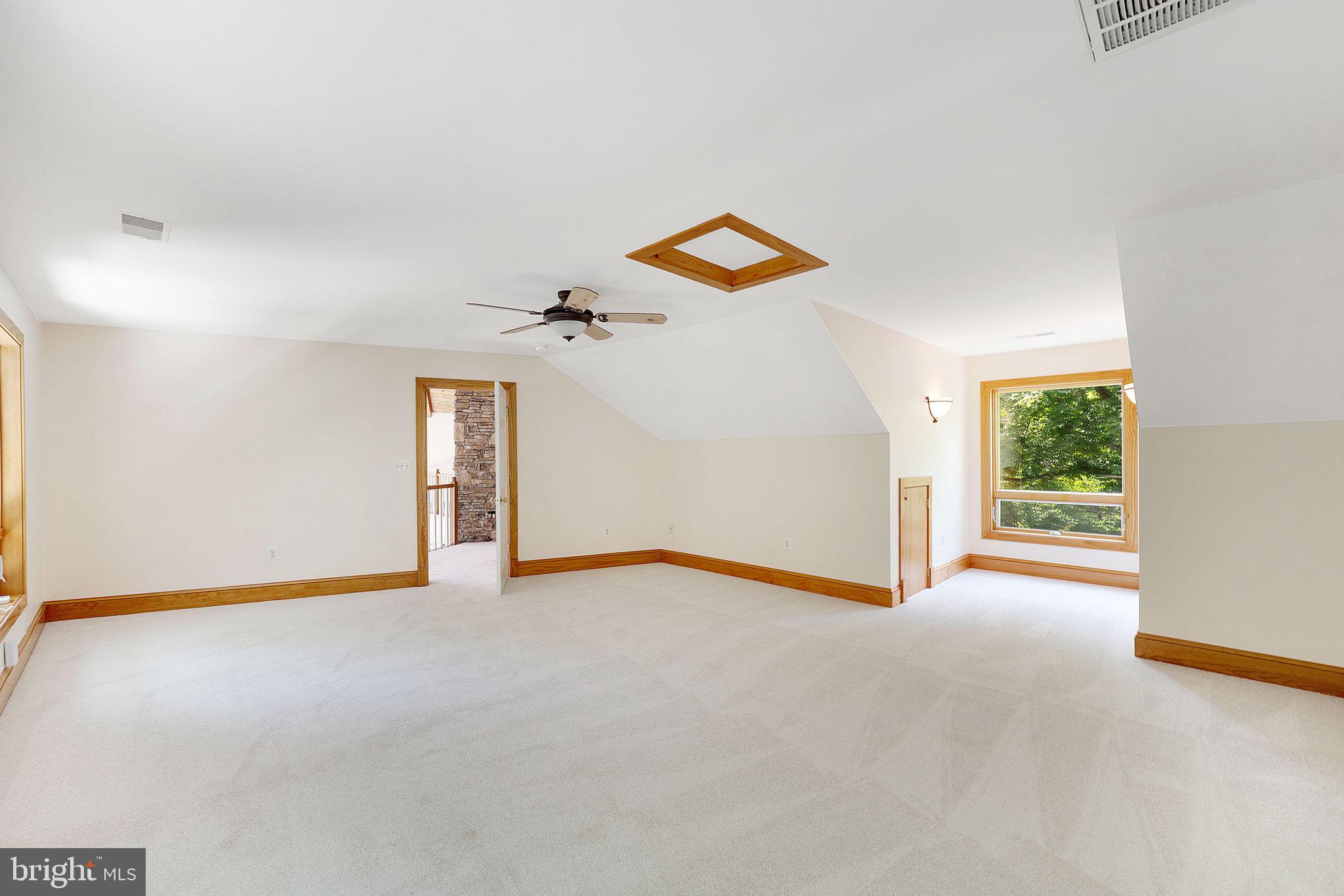 GOOSE CREEK FARMS - Commercial Sale